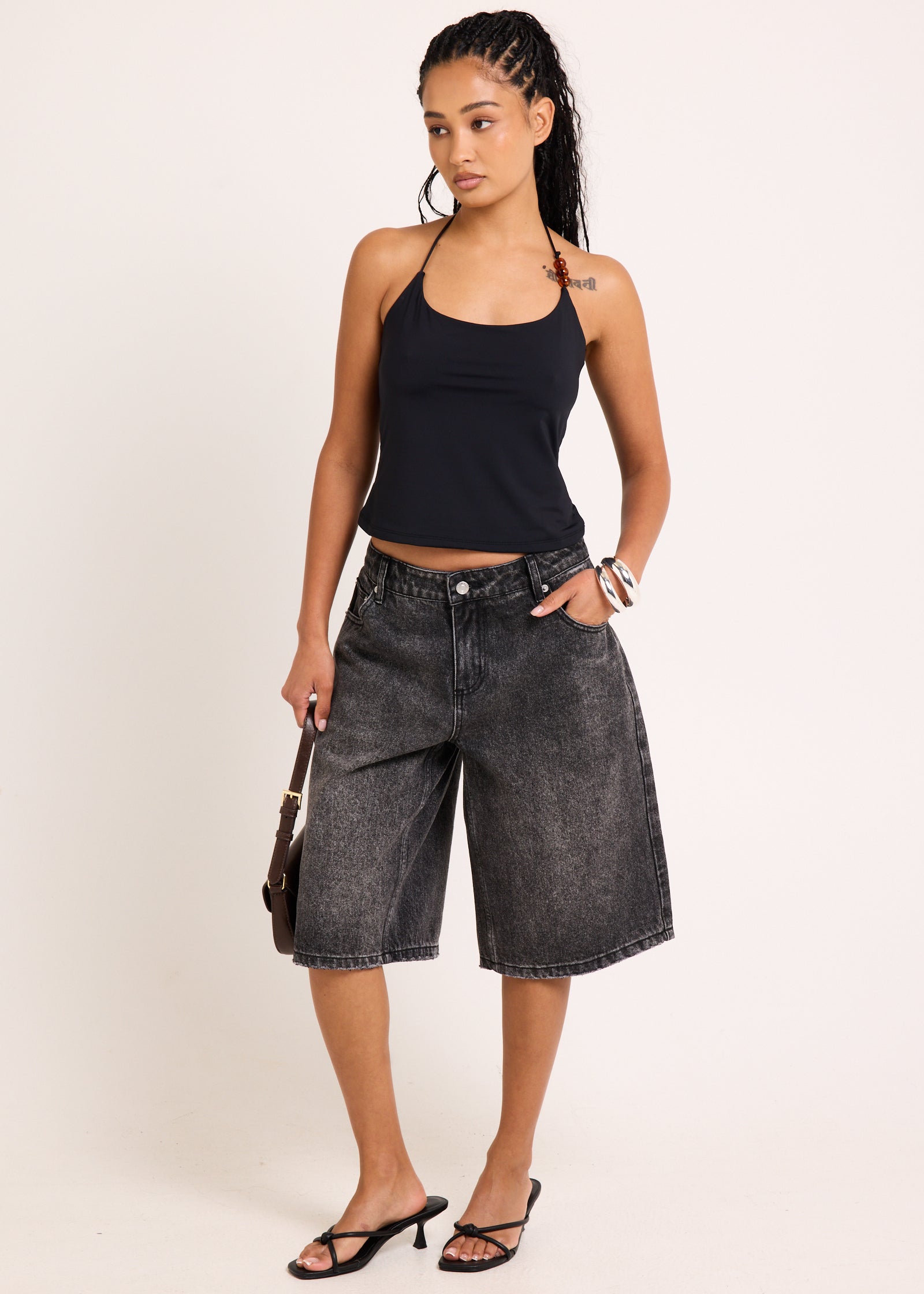 パンツ Used Damage Black Baggy Denim Jorts Tae Mega Baggy Denim Jorts – General Pants Co.