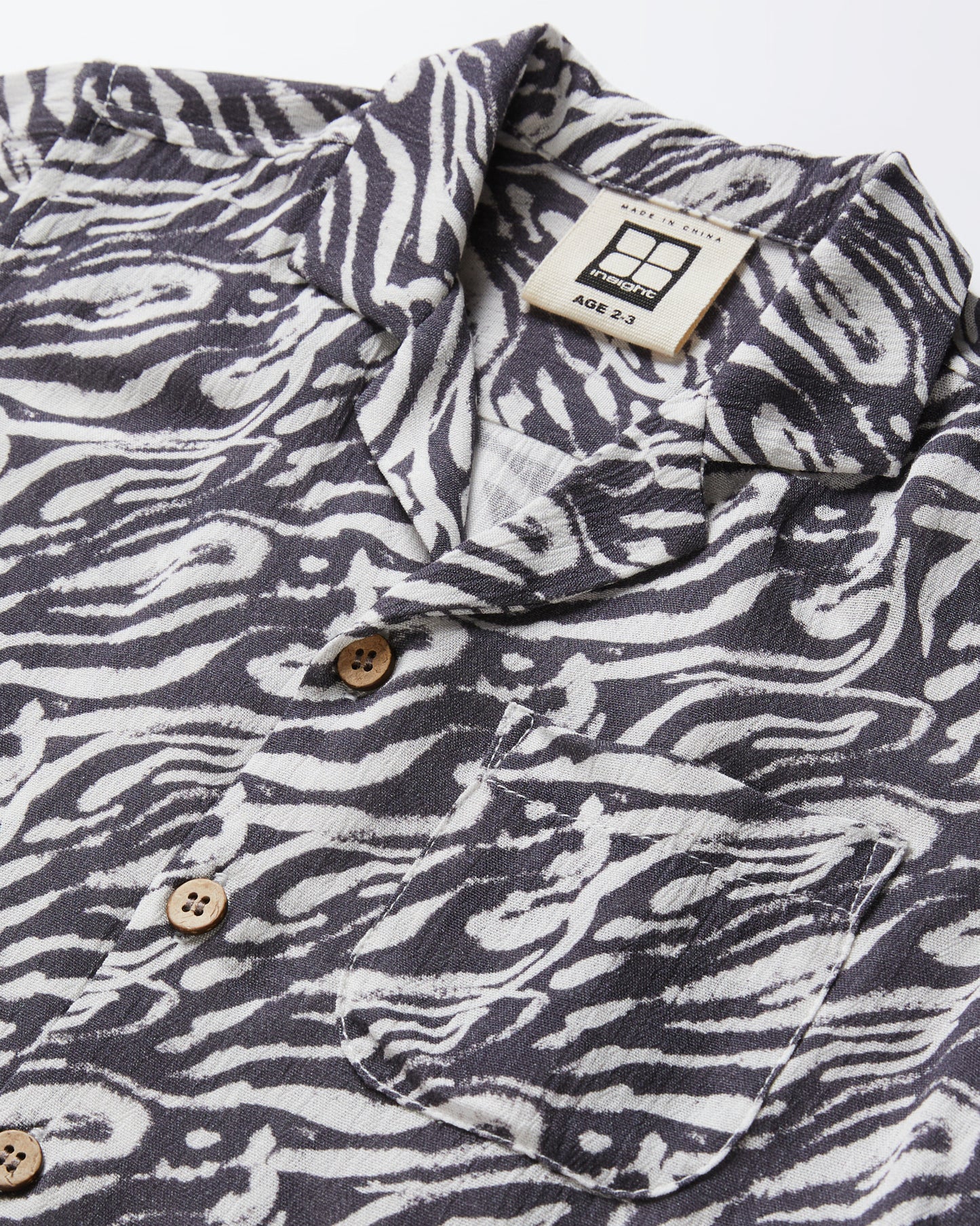 Boys Trackless Short Sleeve Resort Shirt in Black