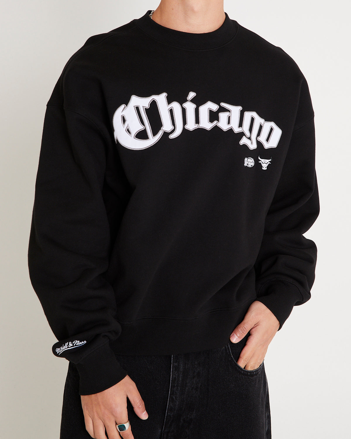 Chicago Bulls Field To The Court Crewneck Jumper BLACK