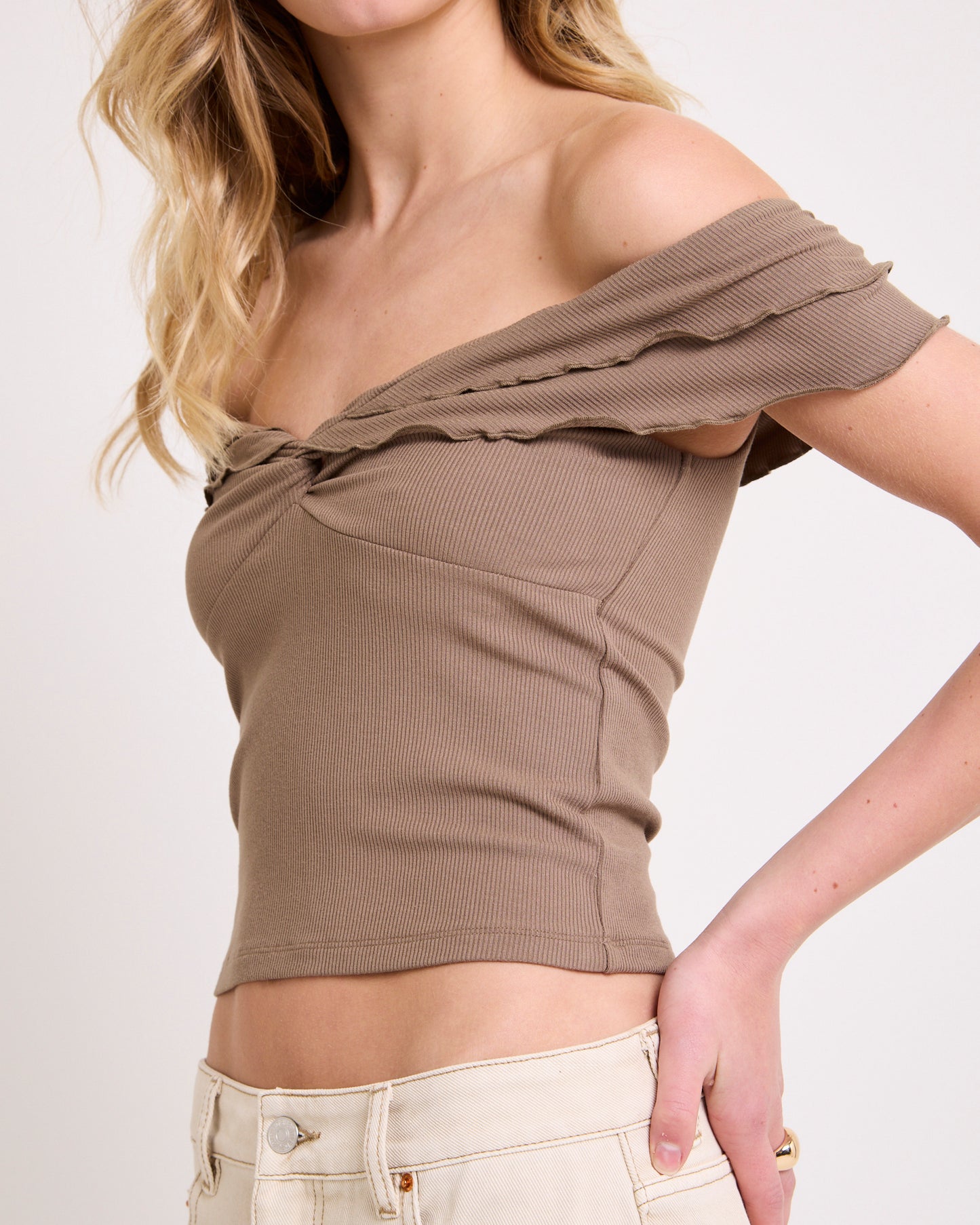 Mily Rib Ruffle Top