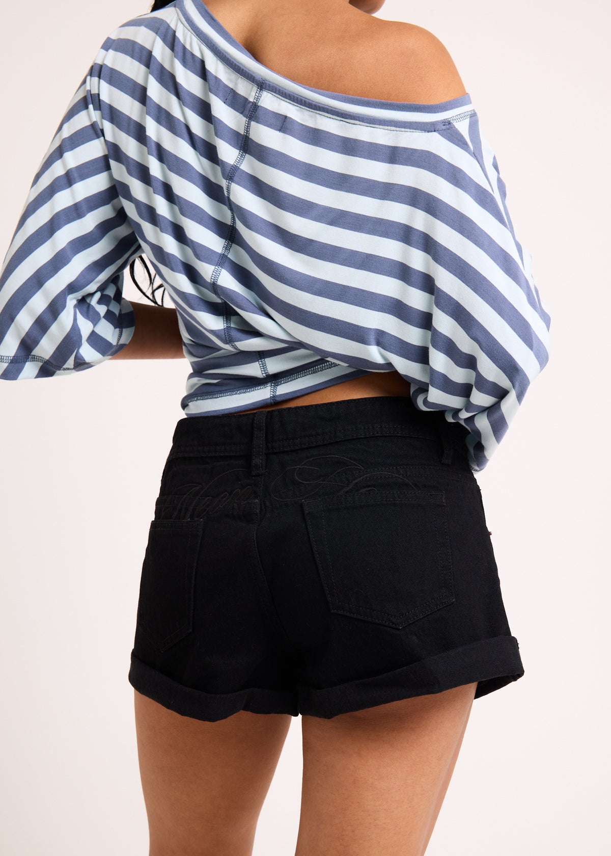 Mossy Roll Shorts BLACK
