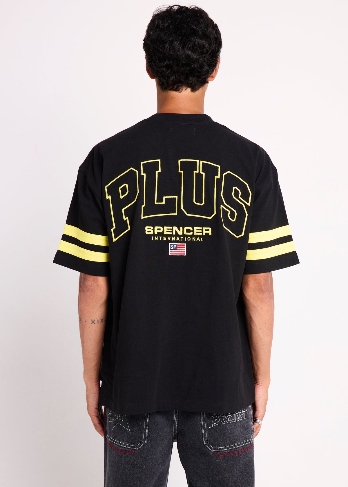 College T-Shirt BLACK