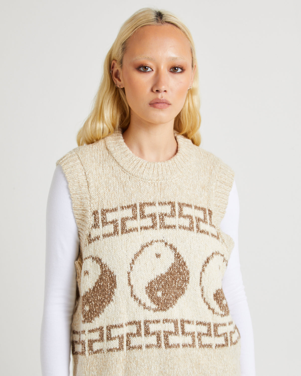 Yin & Yang Slouch Knot Vest Coco Sands YANG SLOUCH KNIT VEST COCO SANDS