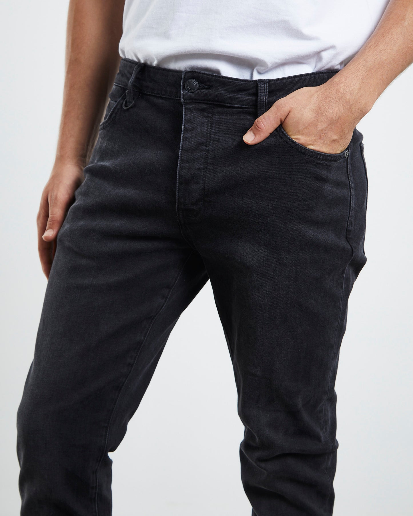 Ray Tapered Slim Denim Jeans