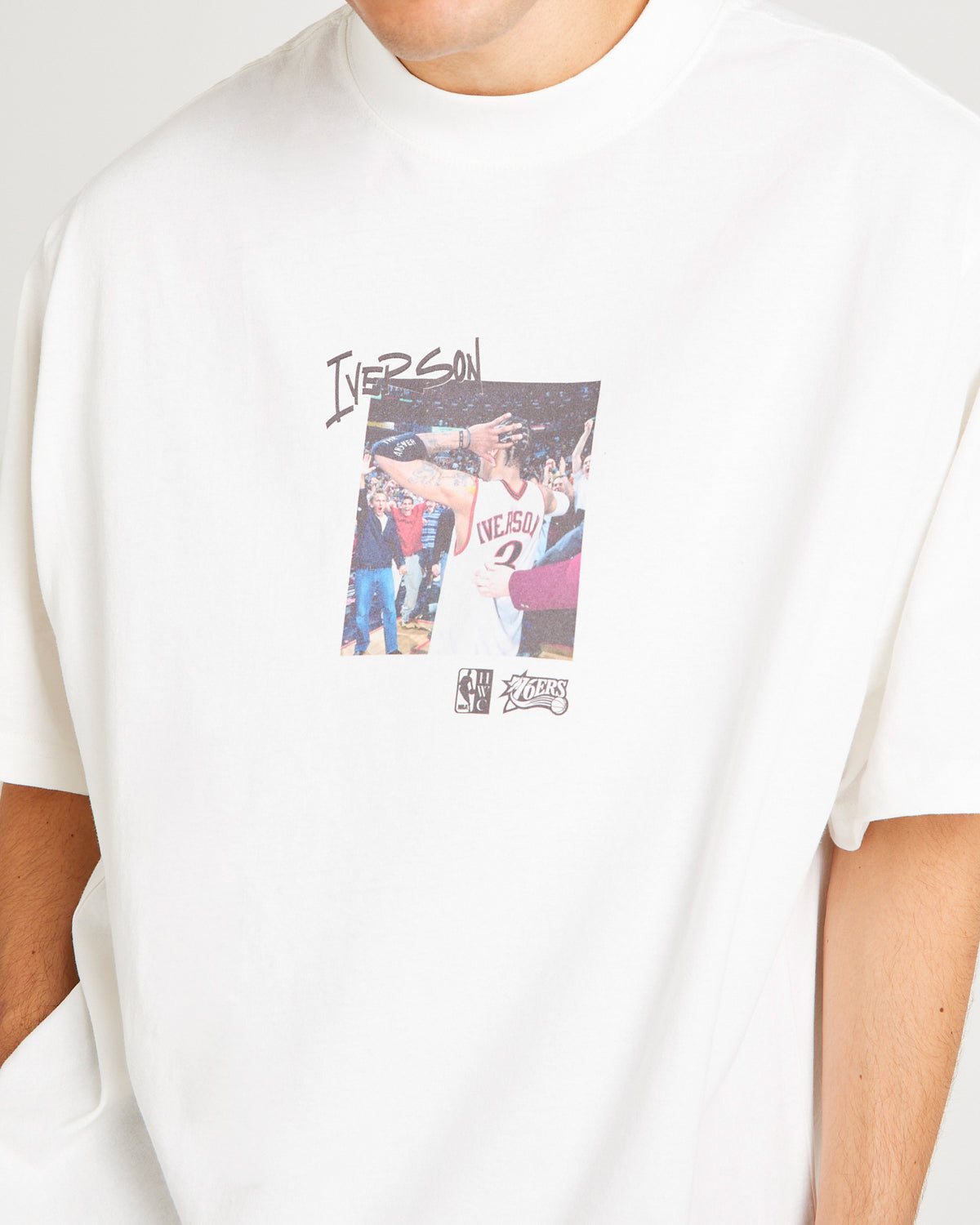 Philadelphia 76ers Allen Iverson Pre & Post Game T-Shirt VINTAGE WHITE