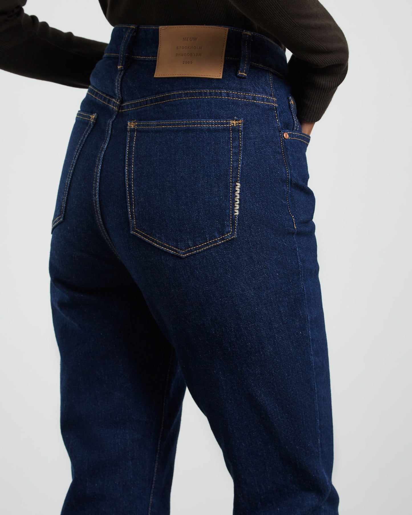 Lola Mom Jeans Vibe Blue