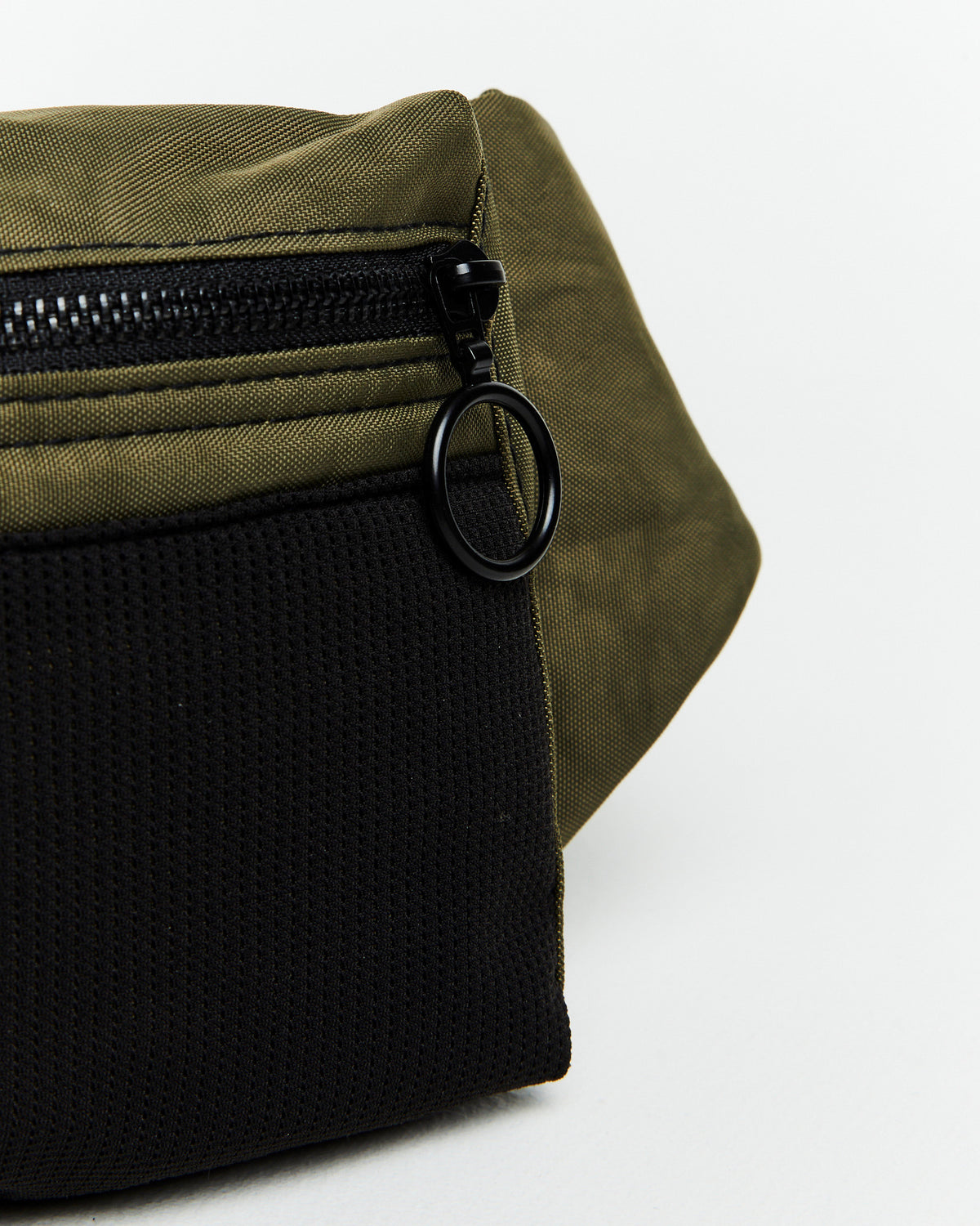 Multi Pocket Pouch Bum Bag in Green KHAKI