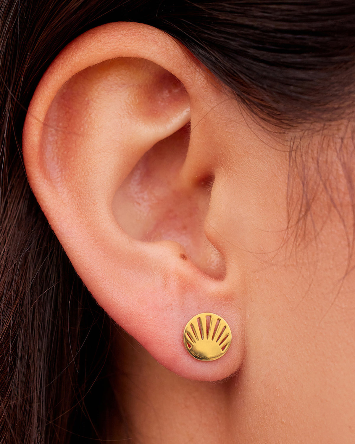 Cutout Sunburst Stud Earrings GOLD