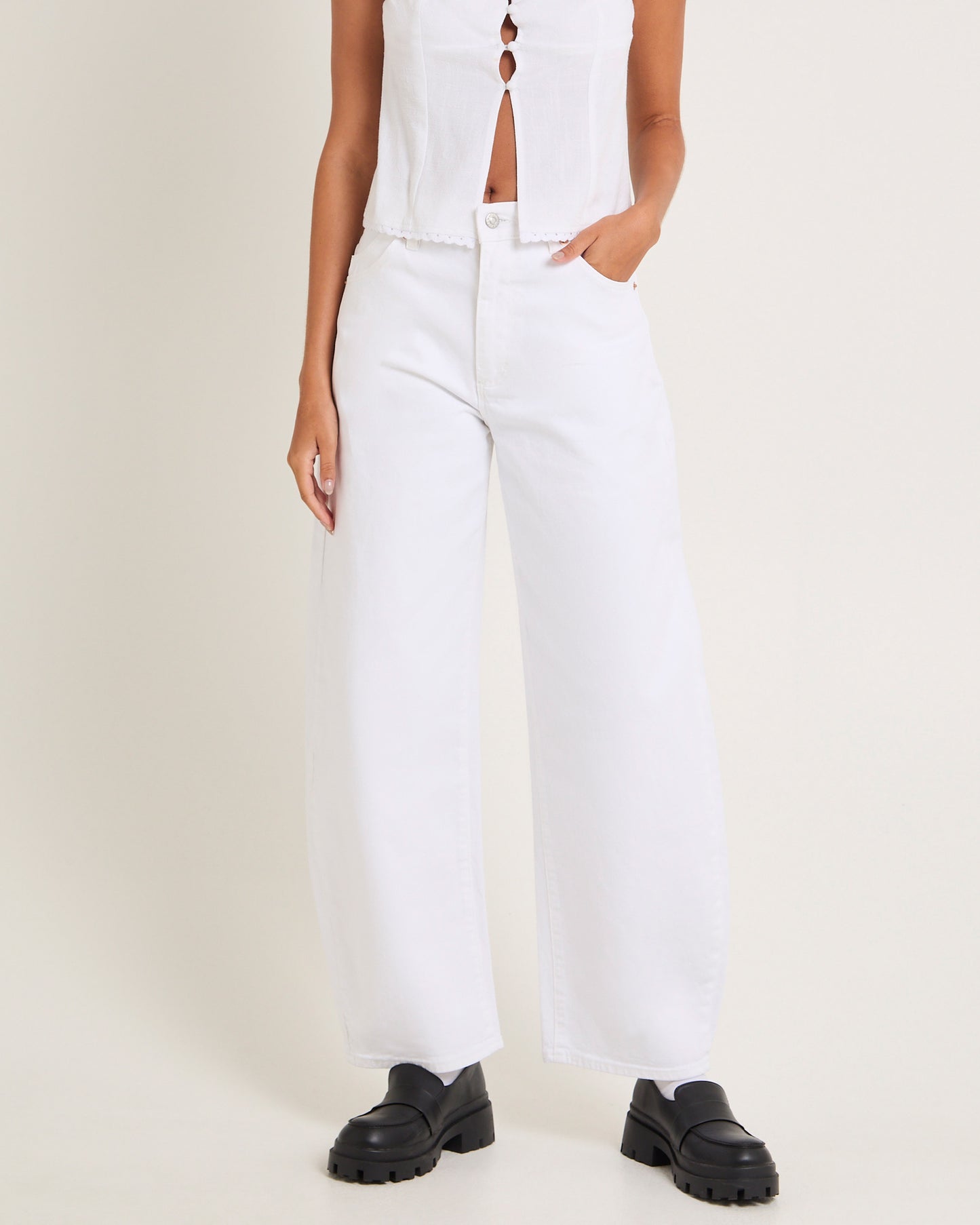 Gigi Barrel Denim Jeans