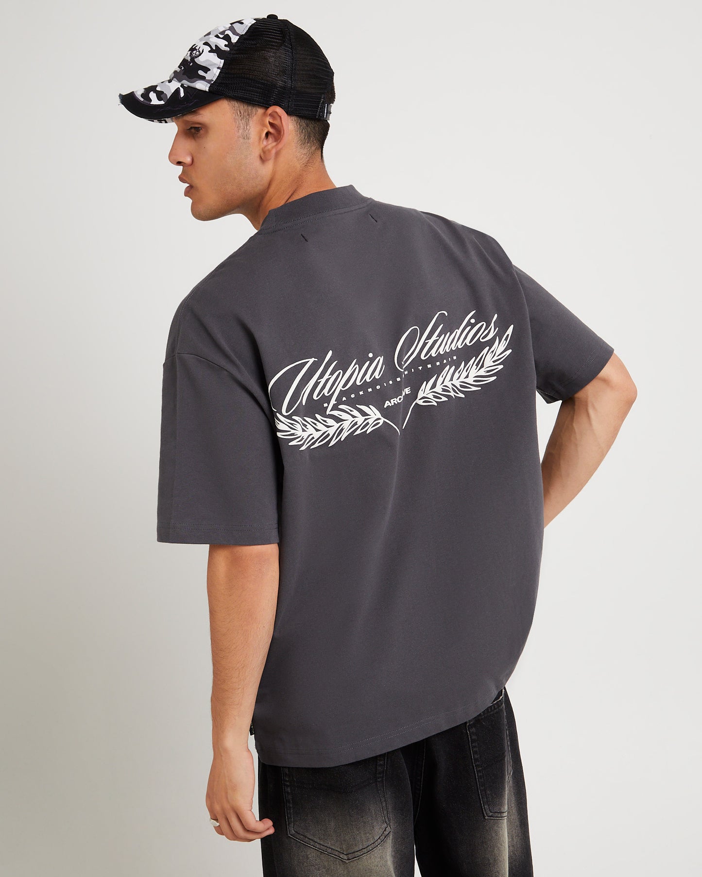 Utopia Crop Tee T-Shirt