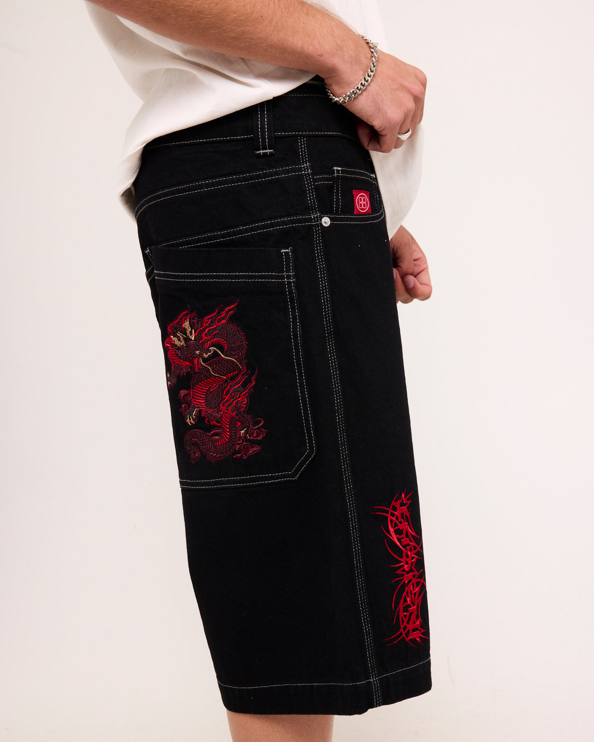 Teken Jorts BLACK