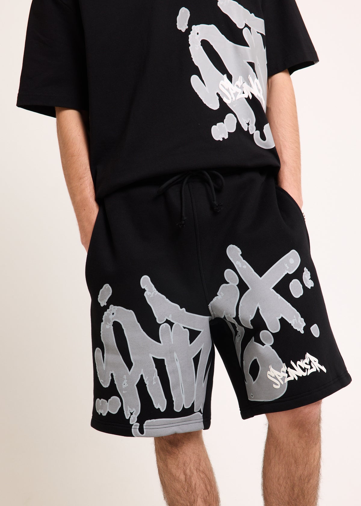 Street Tagger Track Short BLACK