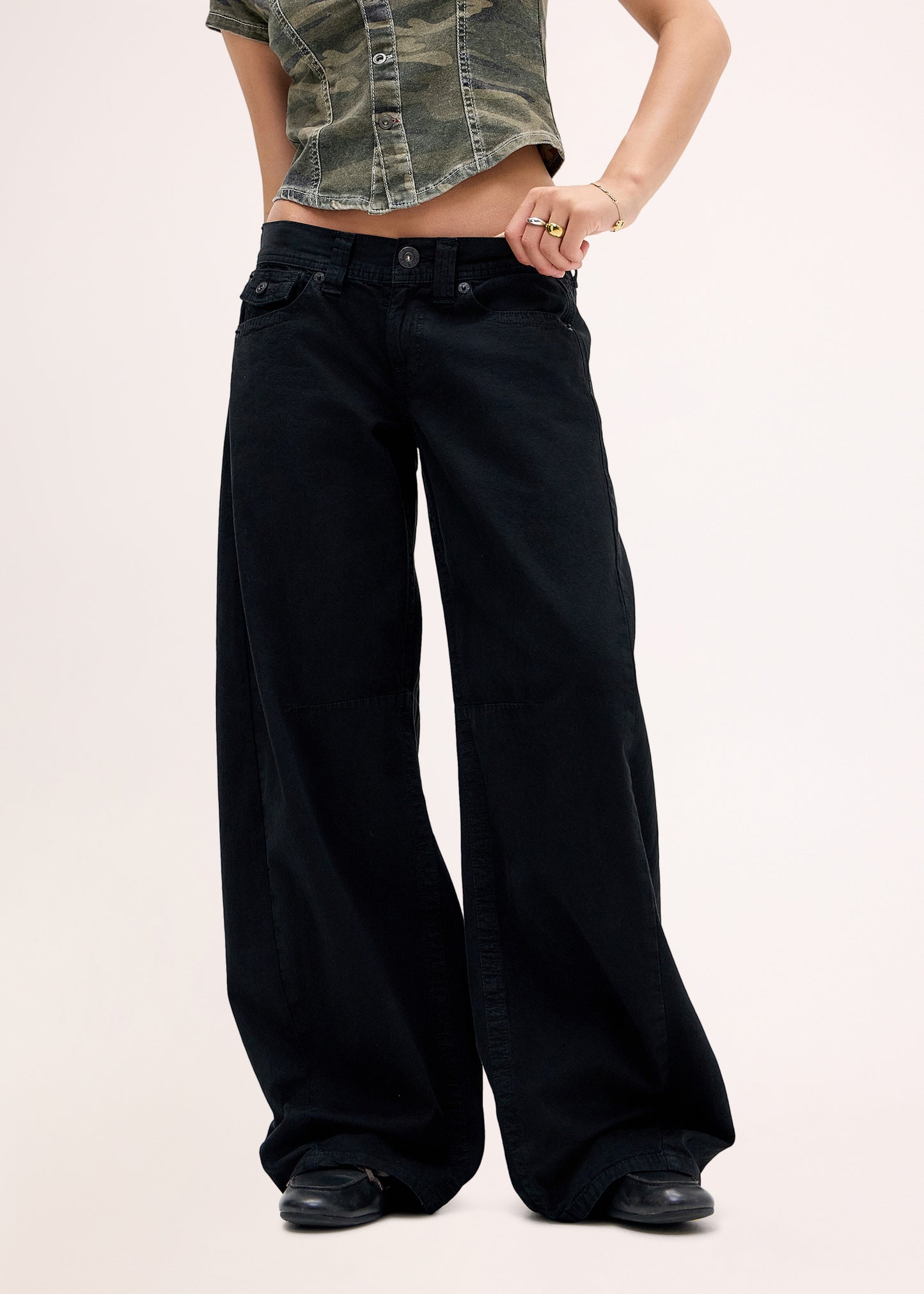 BDG Kayla Cocoon Jeans