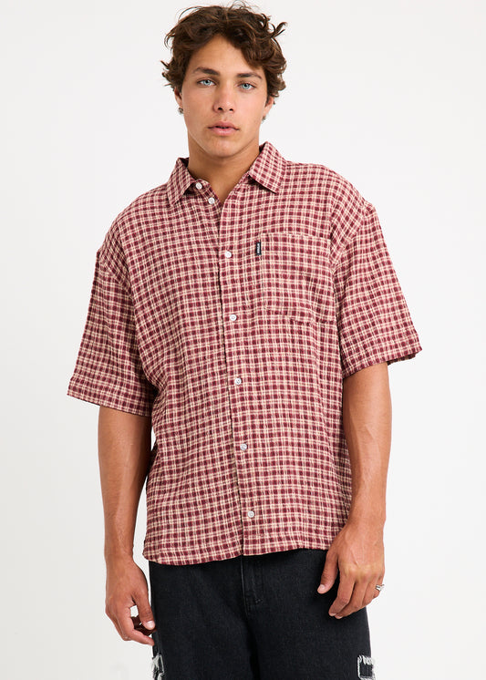 Capricorn Seersucker Short Sleeve Shirt BURGUNDY / BEIGE CHECK
