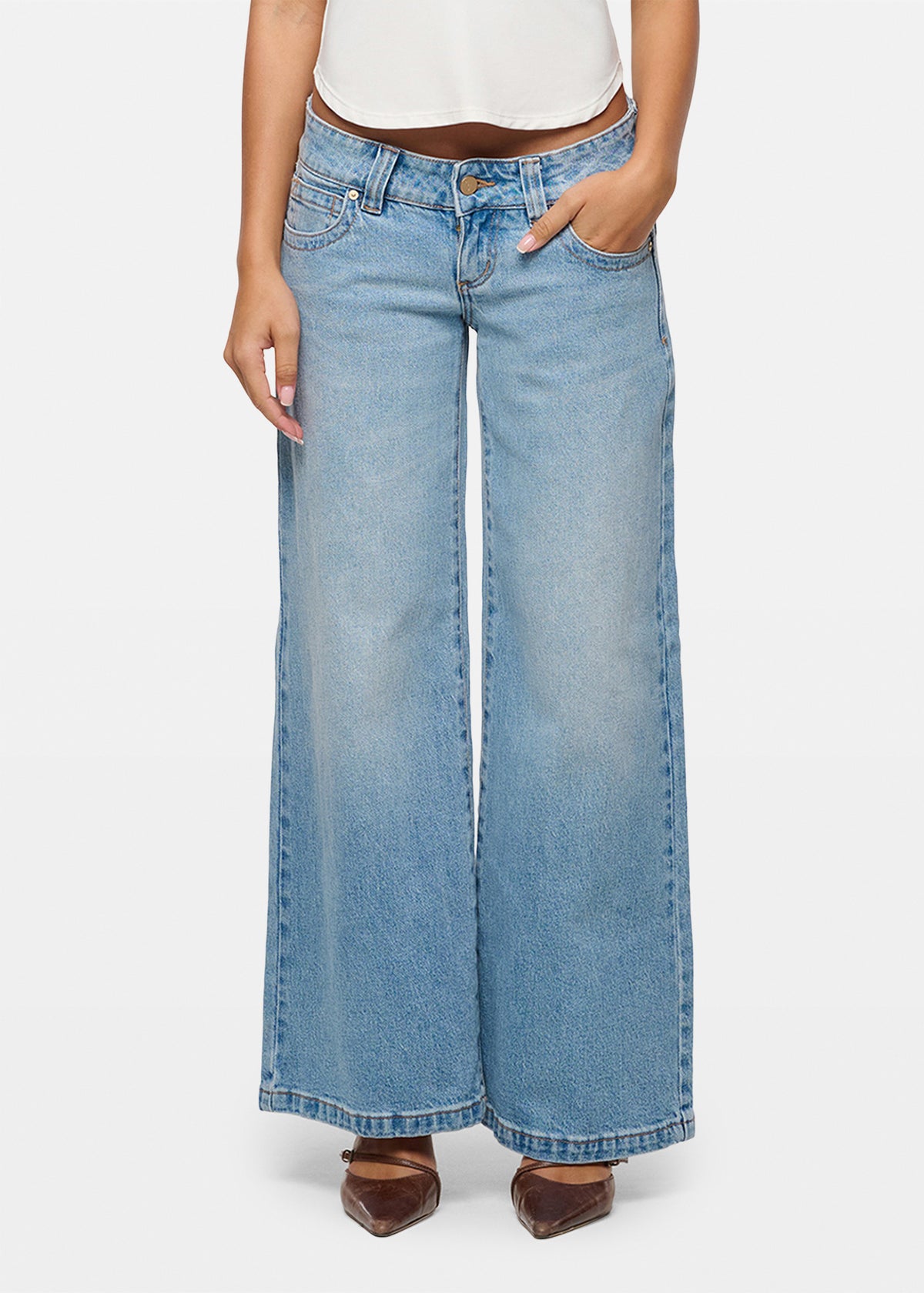 00 Super Low & Wide Petite Denim Jeans Cassidy Recycled JODY BLUE