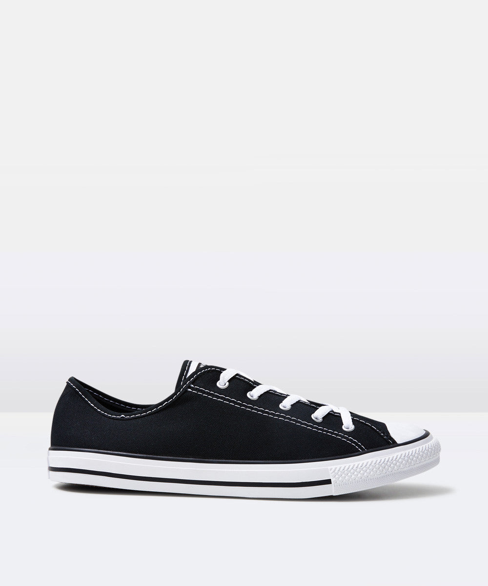 Chuck Taylor All Star Dainty Lo Sneakers Black BLACK