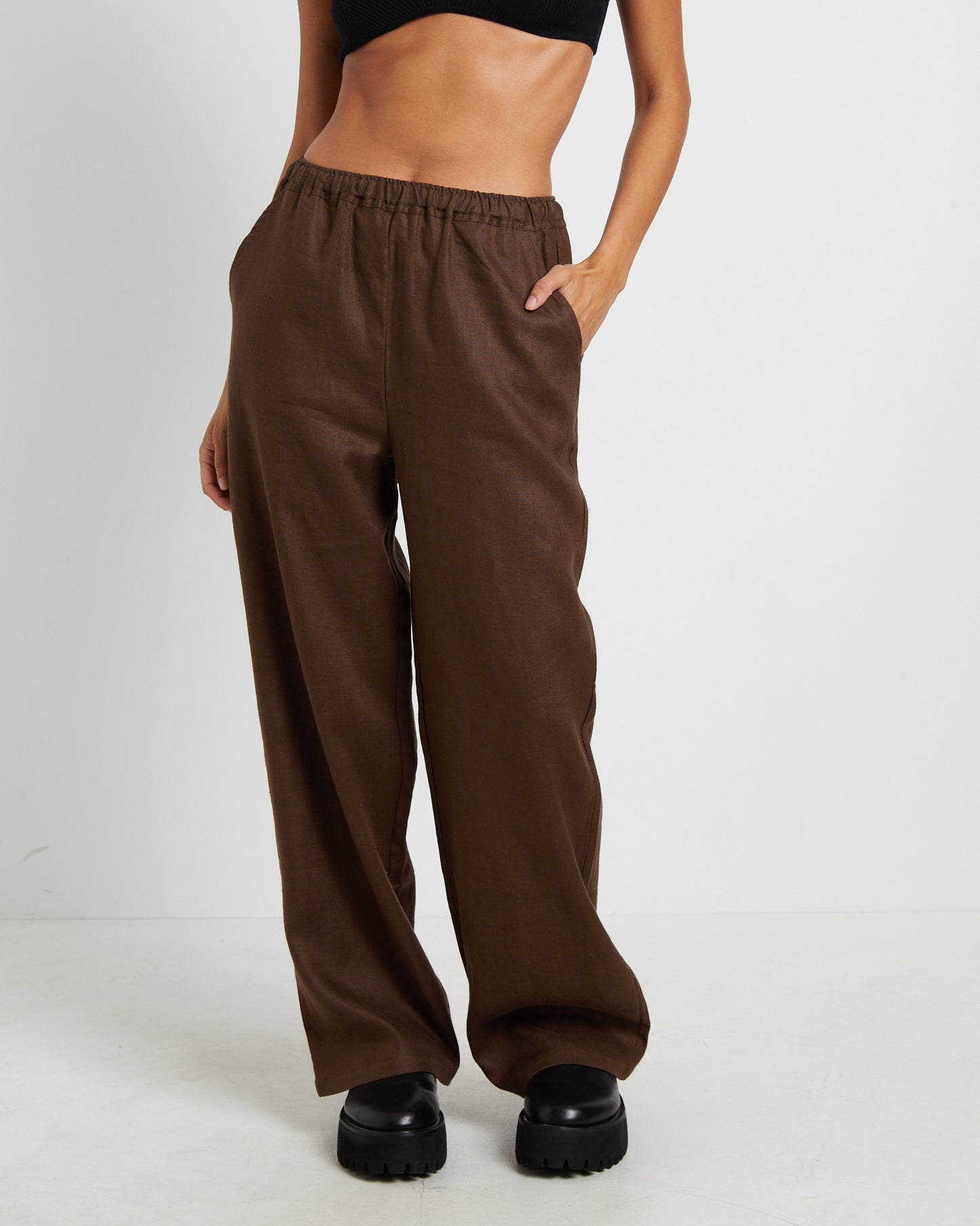 Kai Linen Draw Pants in Brown