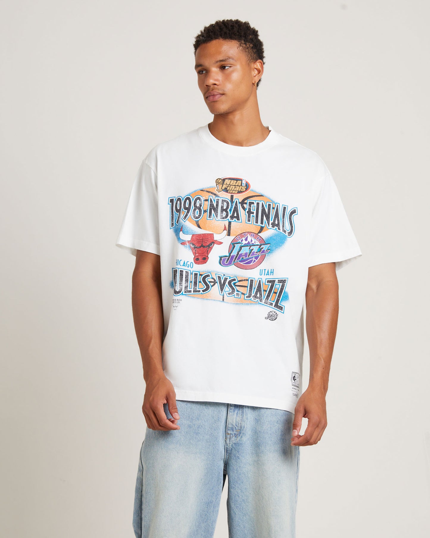 Bulls VS Jazz Short Sleeve T-Shirt in Vintage White