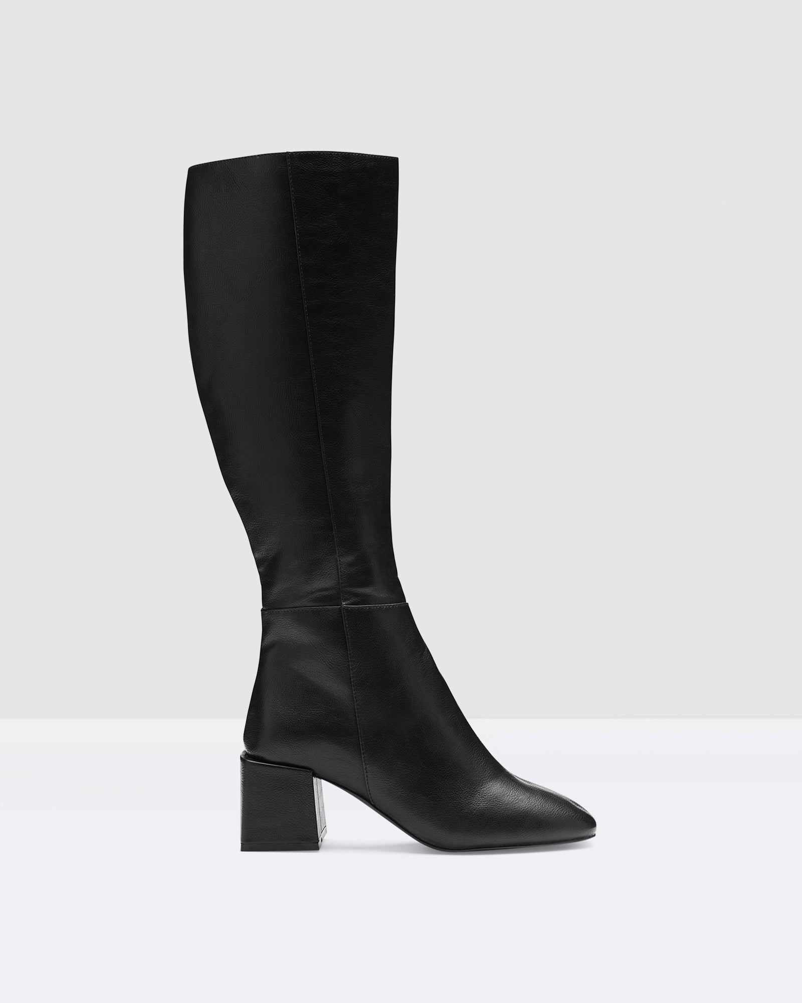 Wolf Boots Black BLACK