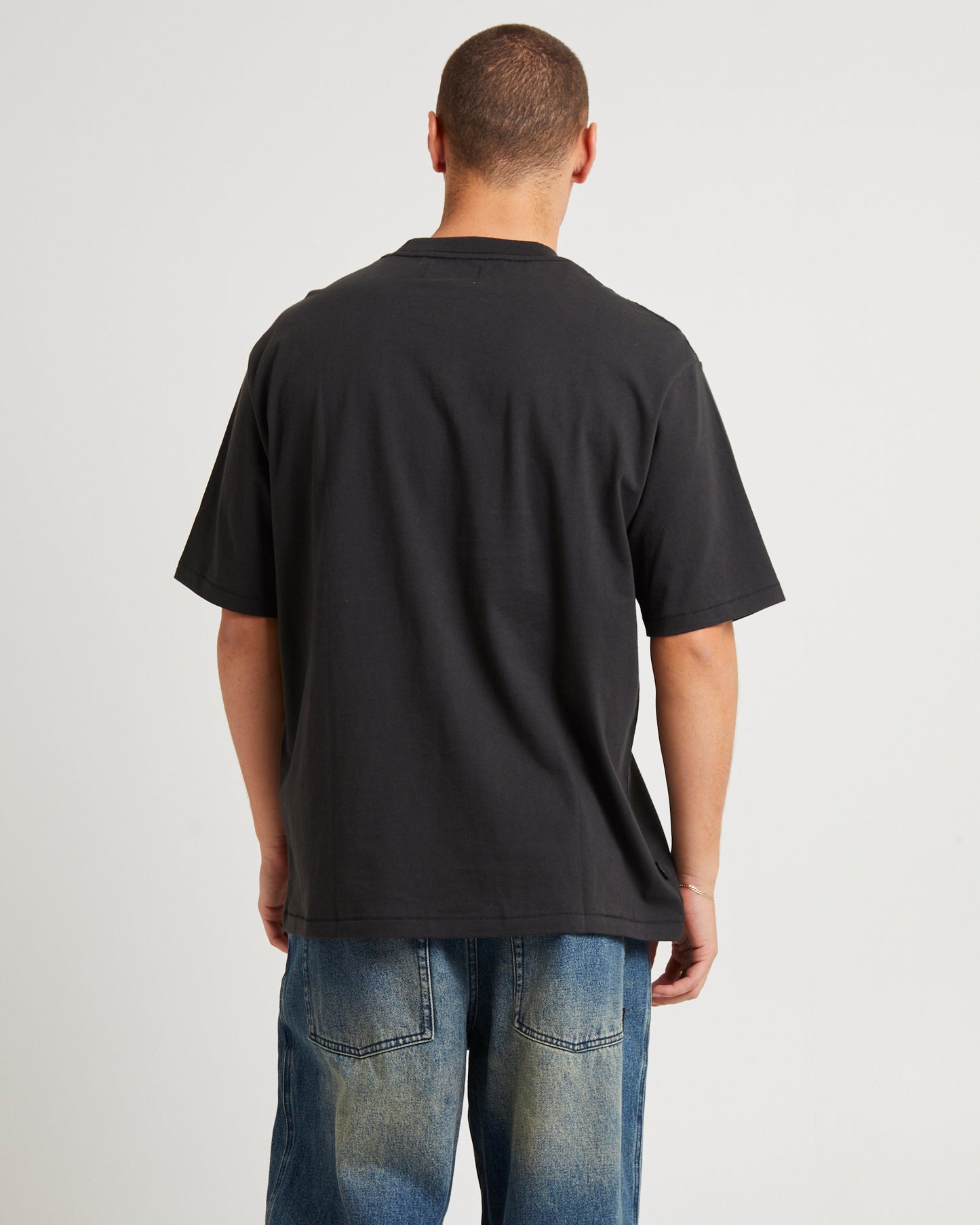 Everyday Slacker T-Shirt Worn Black