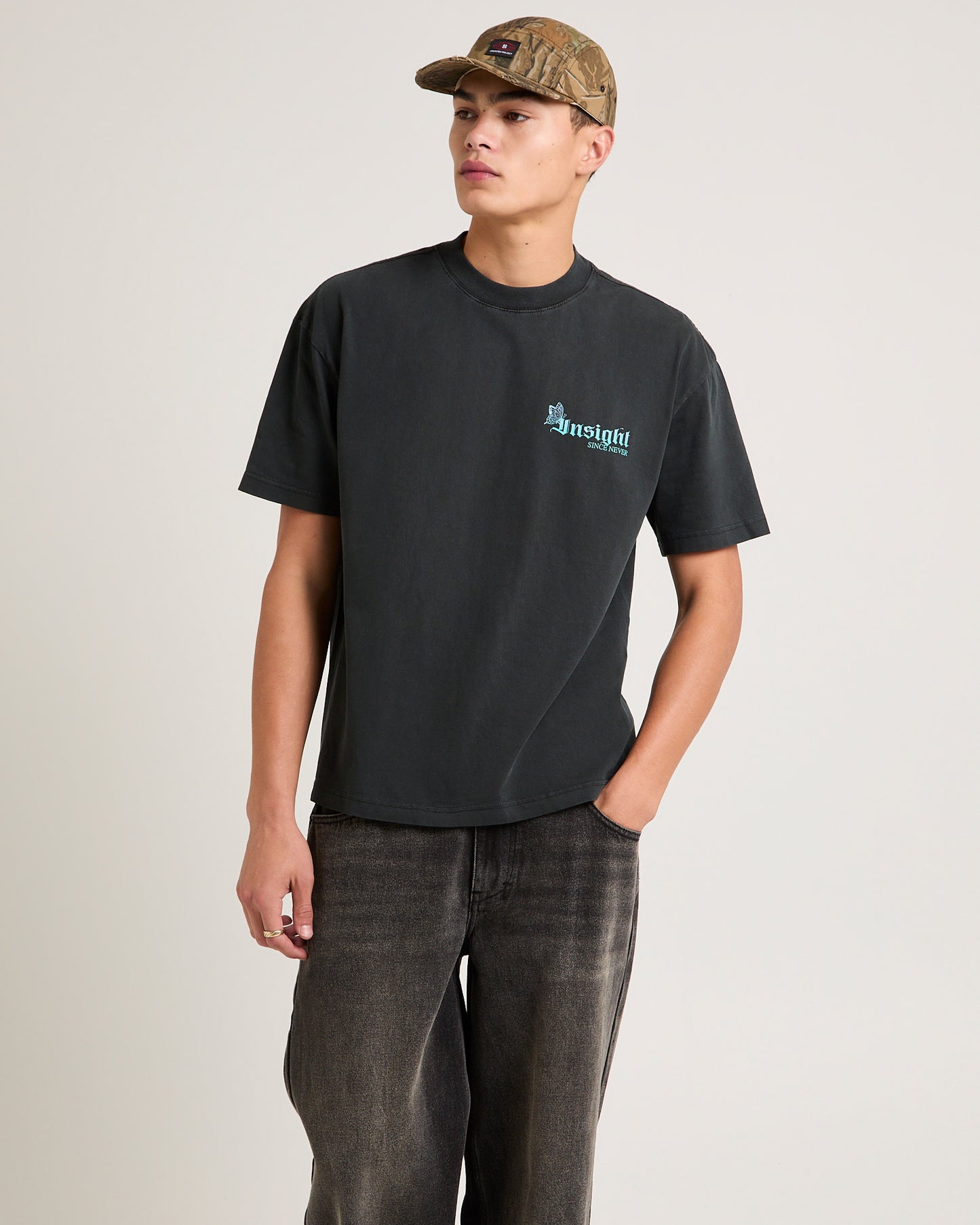 Gardens Cropped T-Shirt