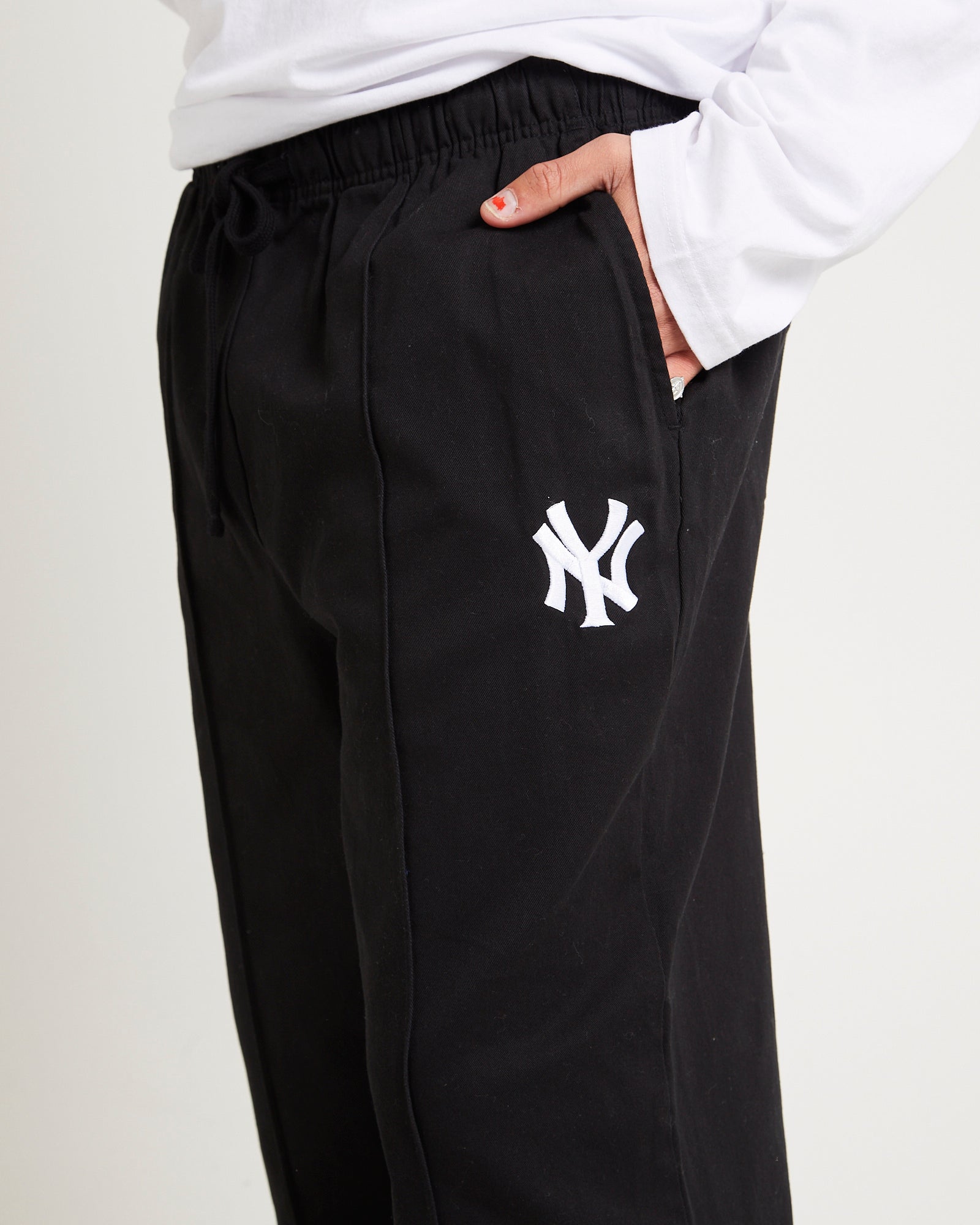 New York Yankees Pleated Track Pants – General Pants Co.