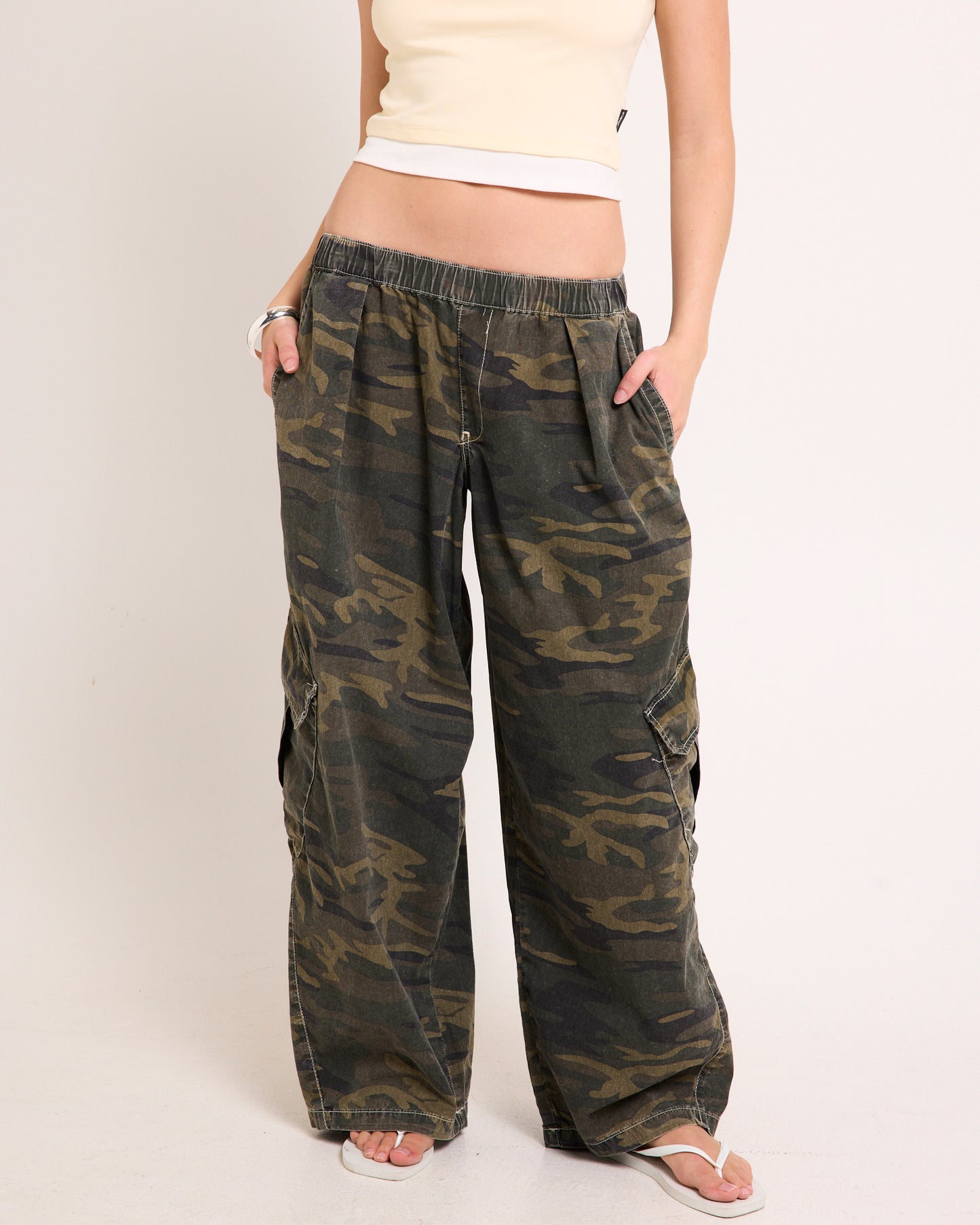 BDG Bobbi Baggy Pull-On Pant
