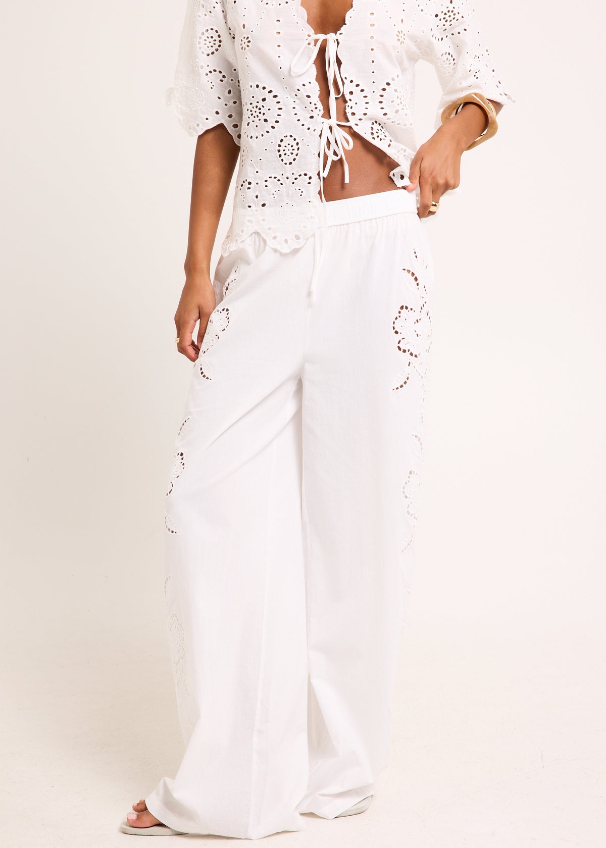 Lupe Embroidered Pants WHITE