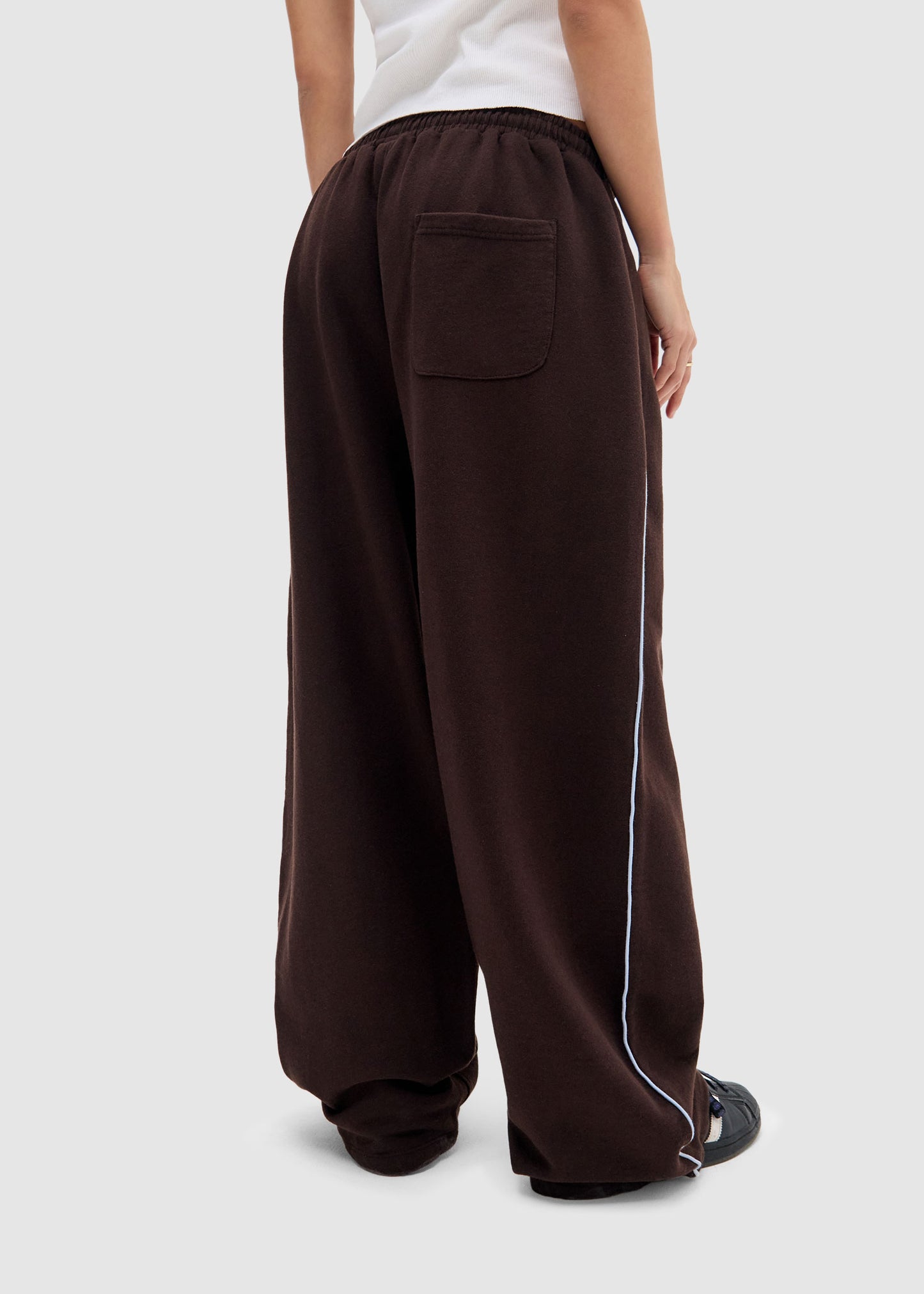 Harri Wide Leg Jogger Pants