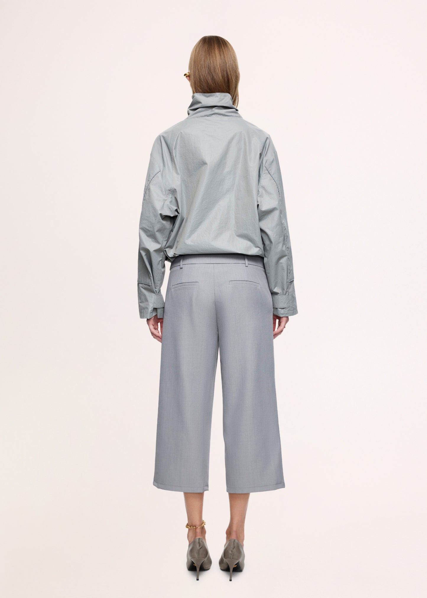 Shoreline Windbreaker