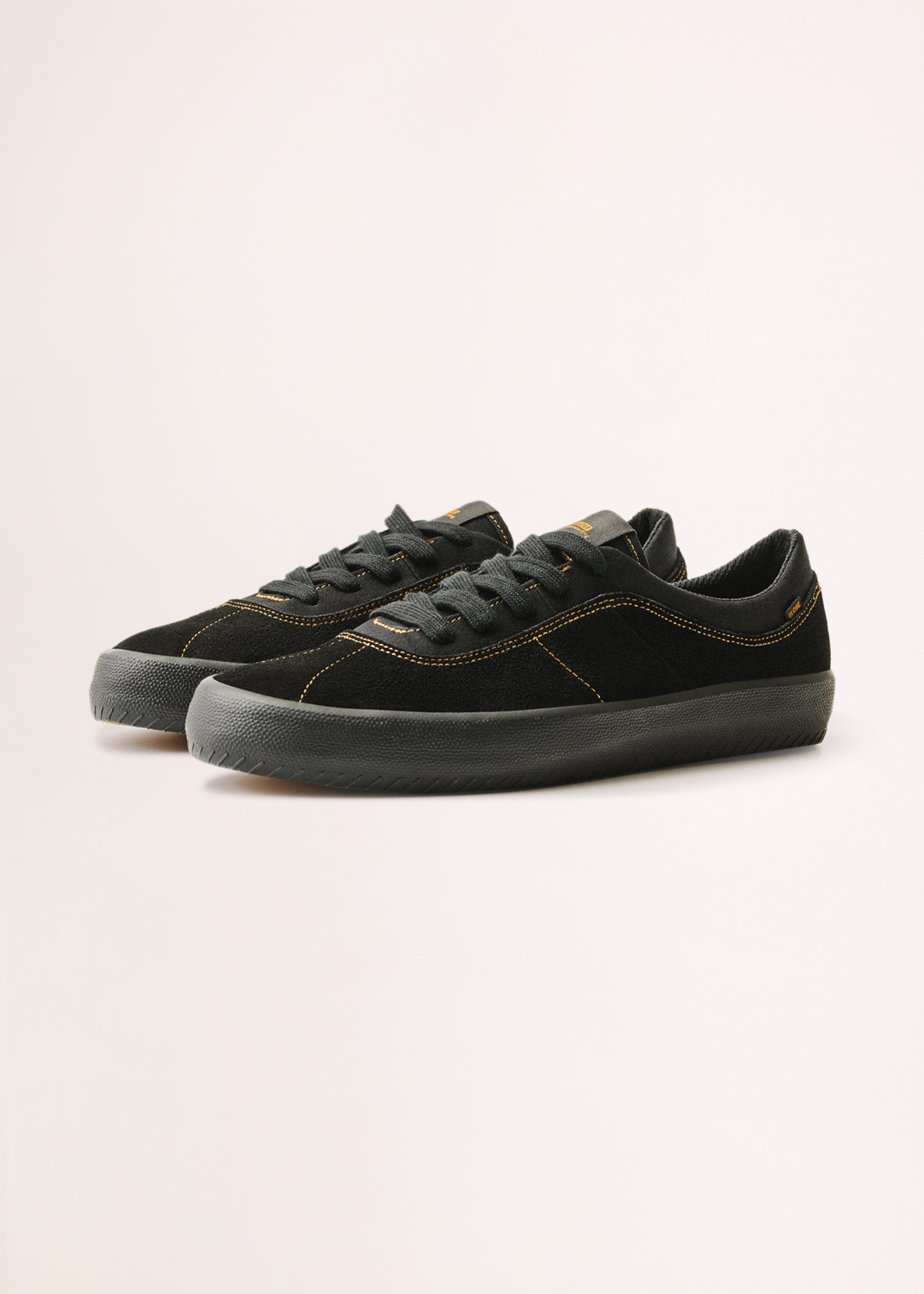 Melbek Skate Shoes