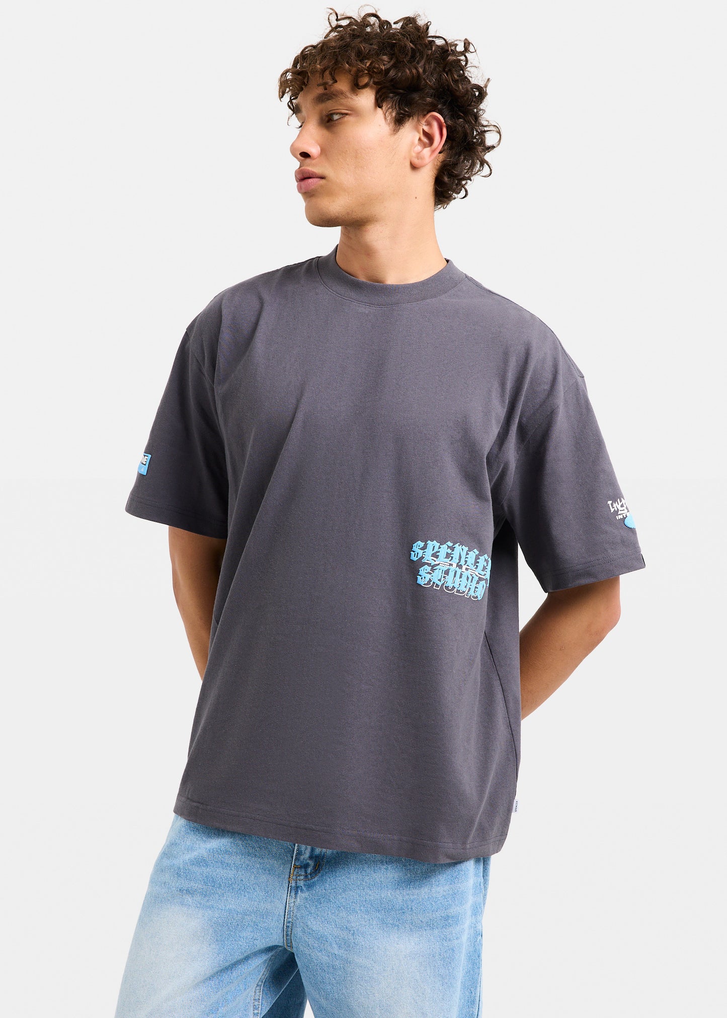 Action T-Shirt