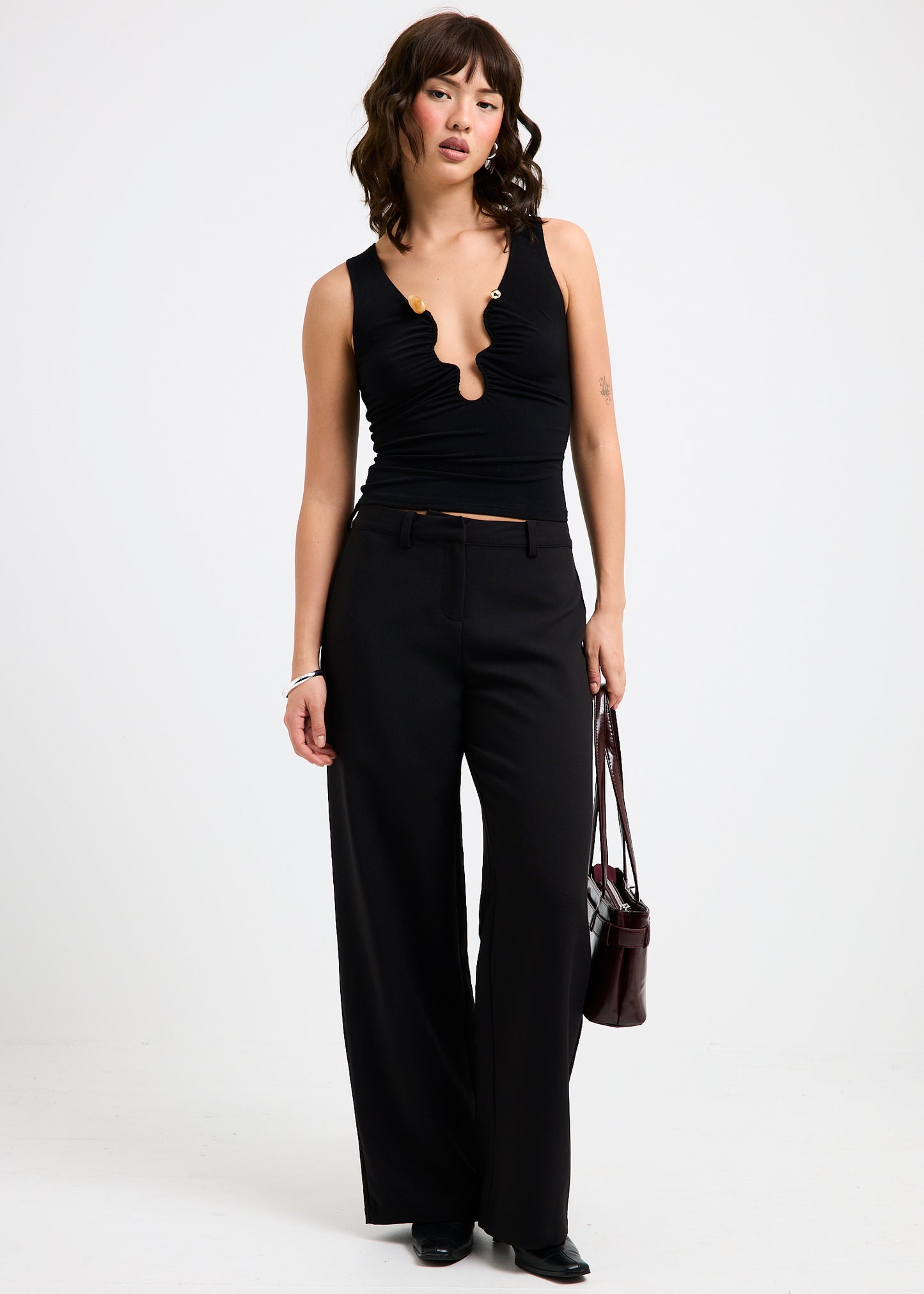 Anna Cut Out Top