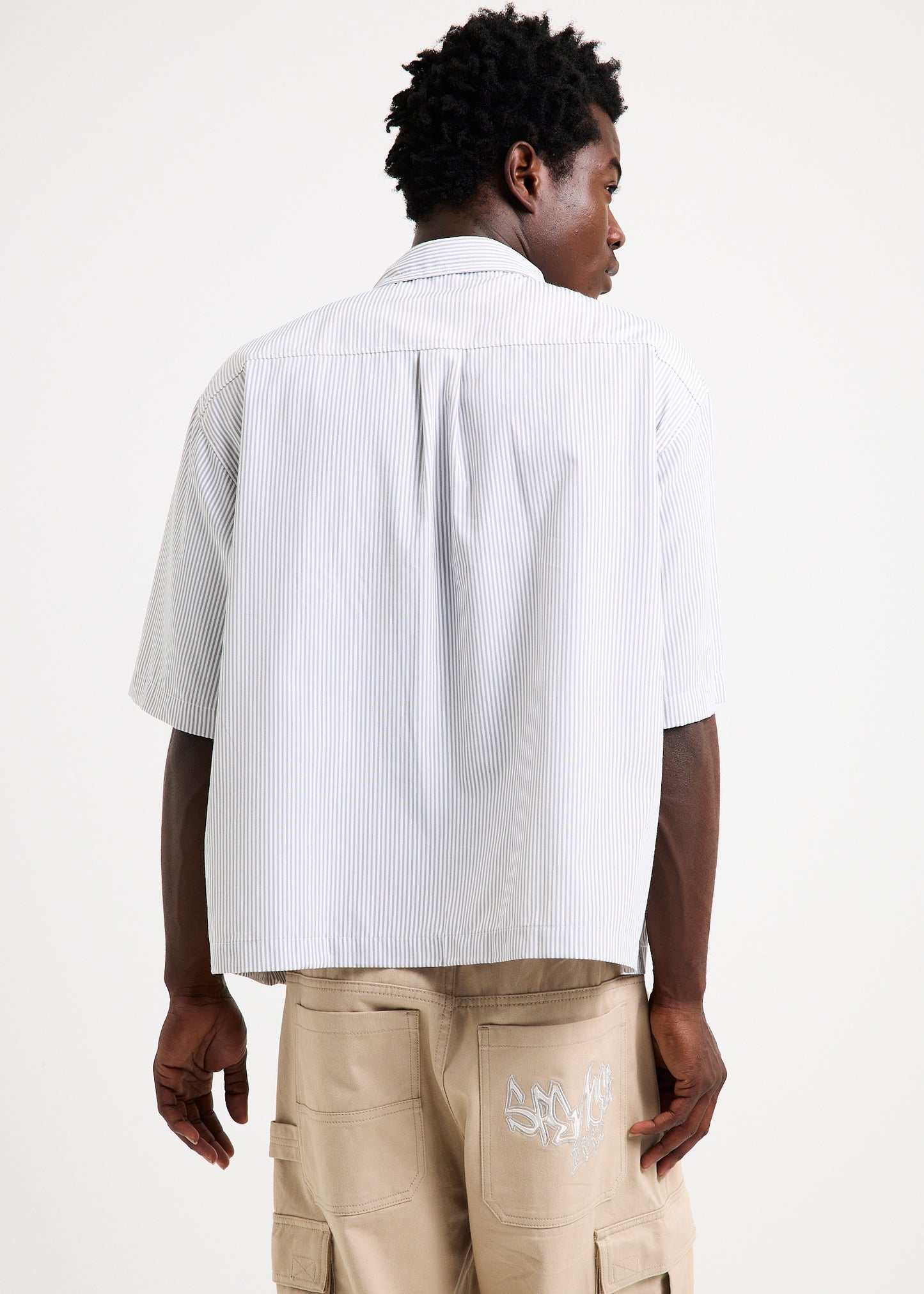 Everyday Cropped Short Sleeve Shirt