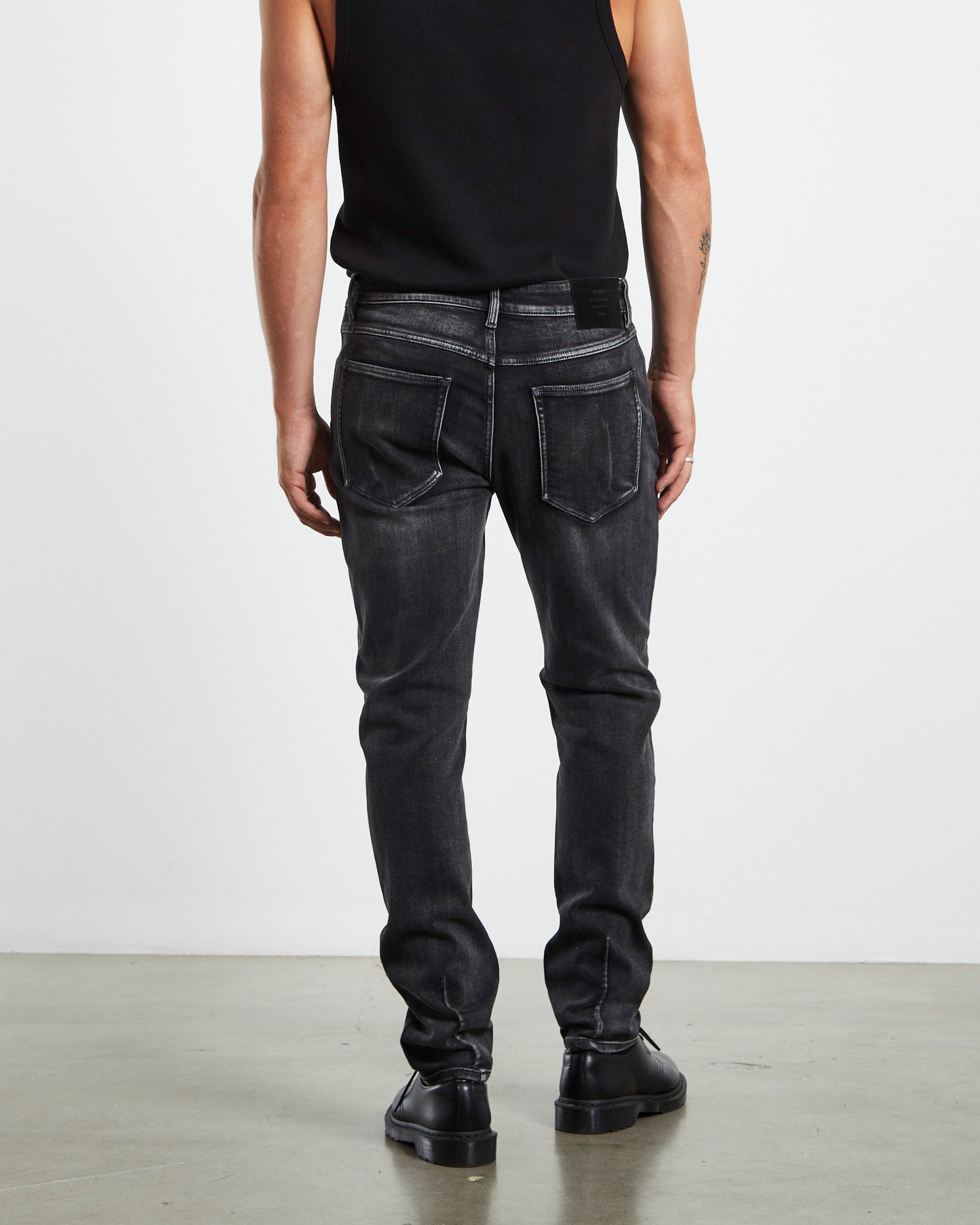 Ray Tapered Slim Jeans Interzone Black