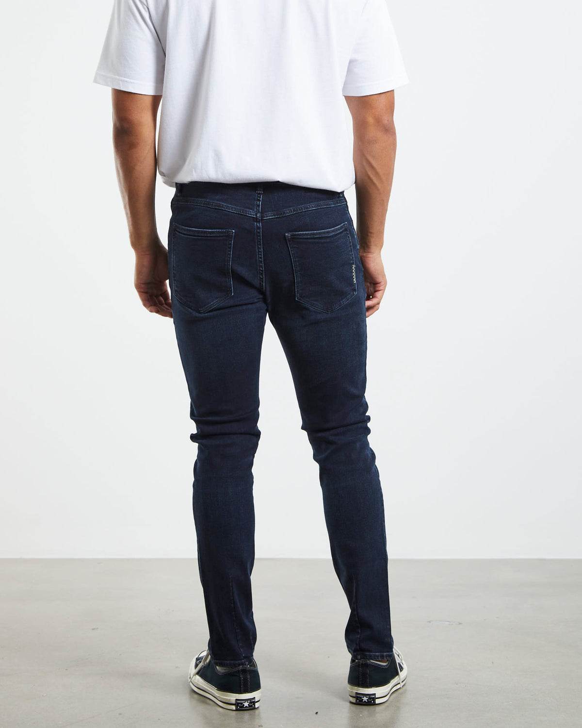 Ray Tapered Slim Denim Jeans DENIM