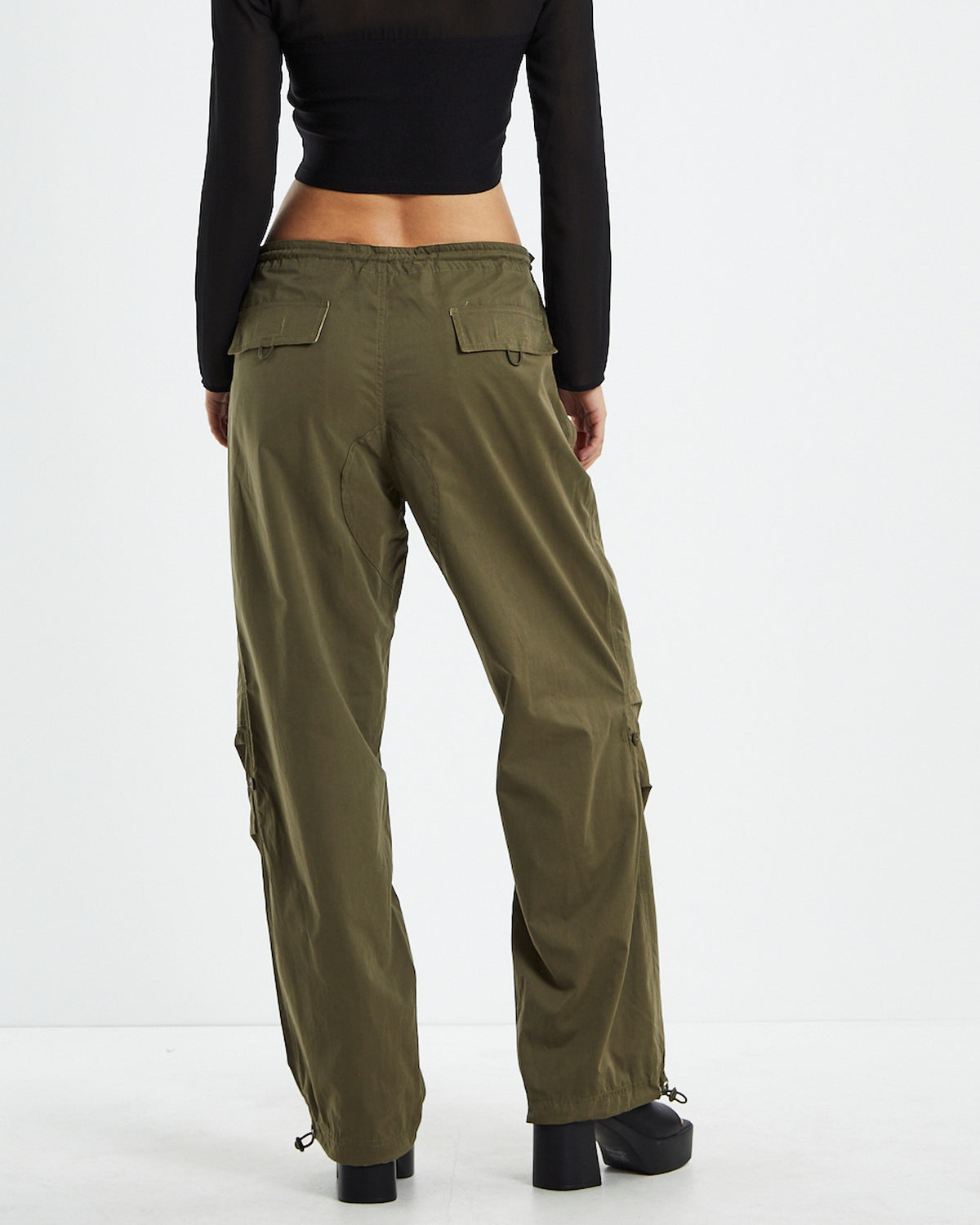 Effie Cargo Parachute Pants KHAKI