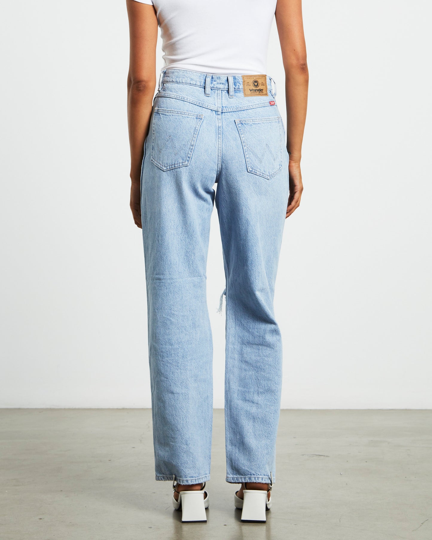 Mid Rise Vintage Straight Leg Denim Jeans Garage