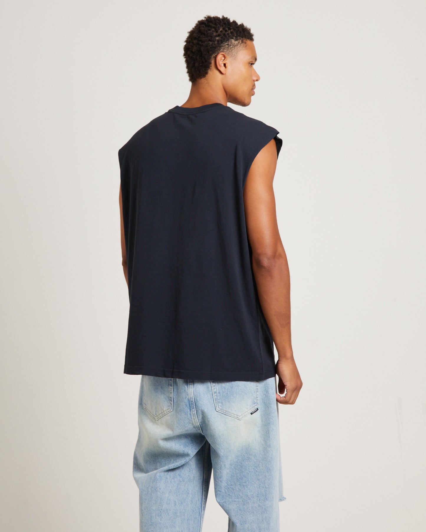 Bulls Muscle Top in Faded Black