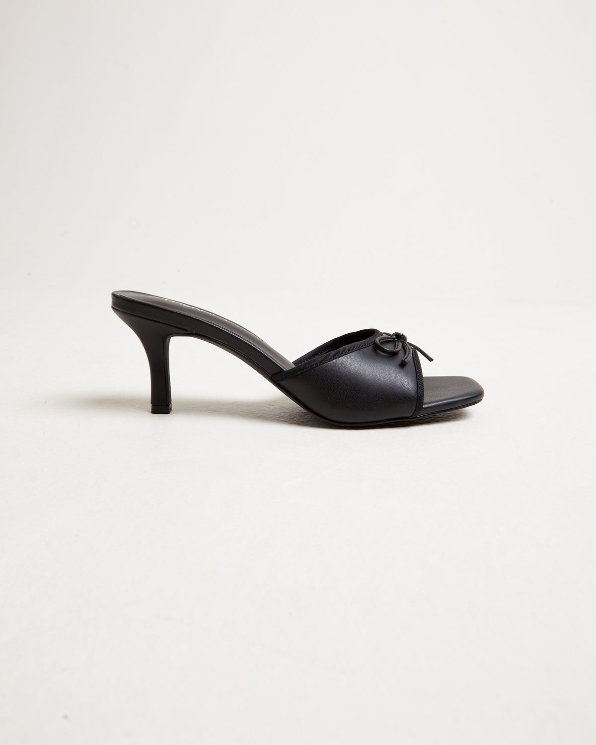 Jenner Kitten Heels in Smooth Black BLACK SMOOTH