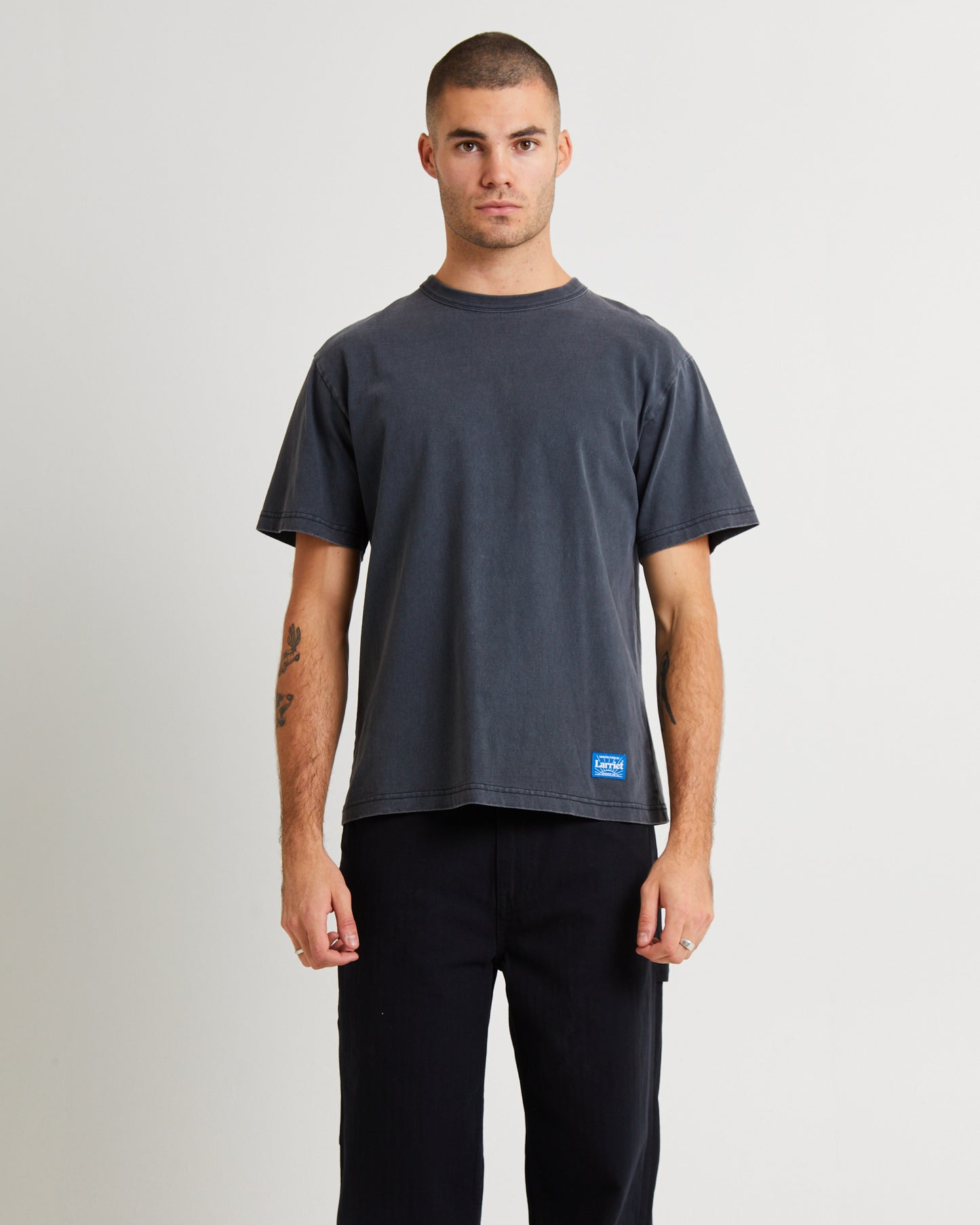 Standard T-Shirt Used Black
