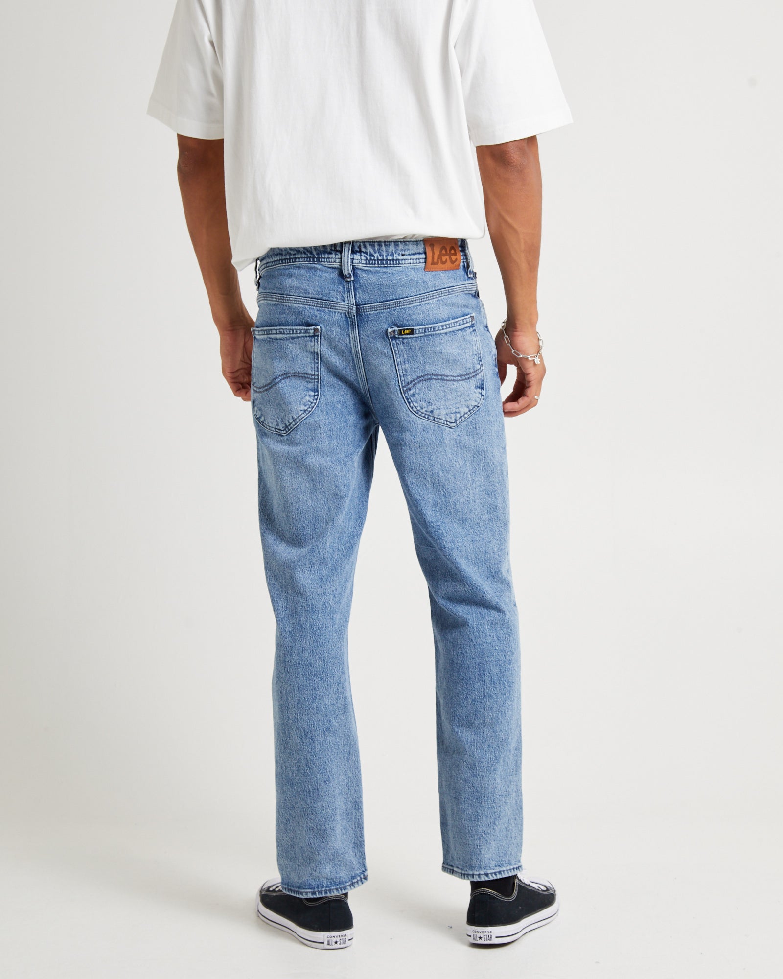 Unveiling the Style and Quality of Jeansmaker Tee Lee Jeans
