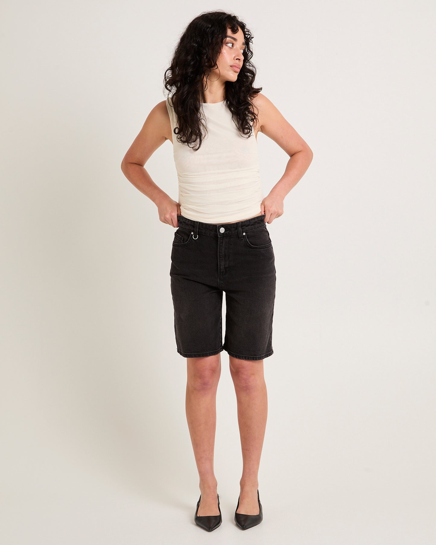 Phoebe Denim Shorts Underground Noir