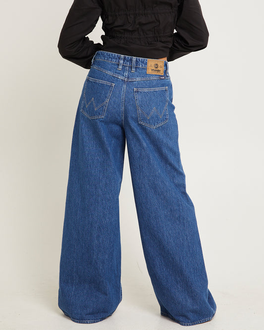 Mid Stevie Relaxed Denim Jeans Kick Drum Blue KICK DRUM BLUE