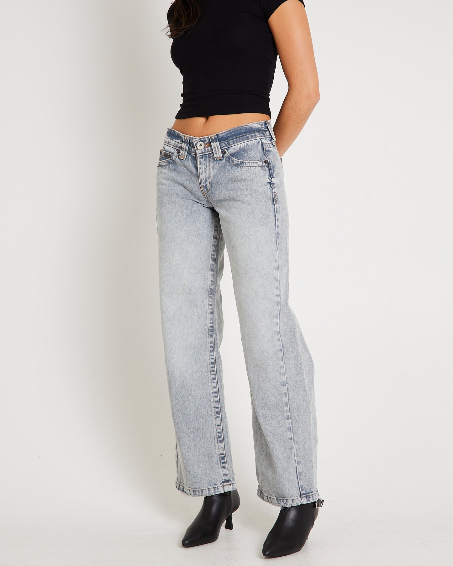 BDG Kayla Low-Rise Denim  Jeans