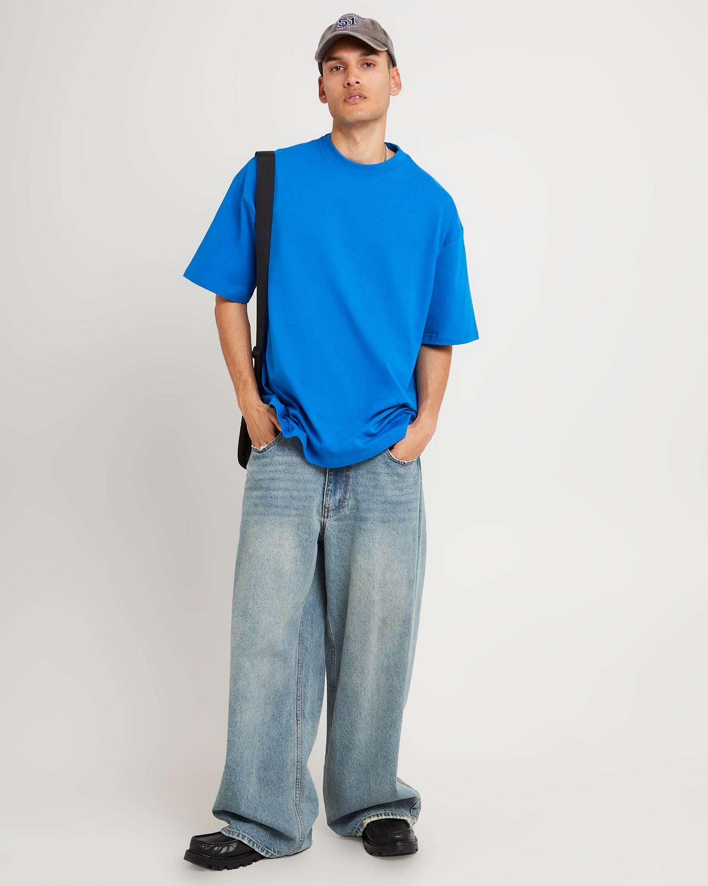 Utopia Cropped T-Shirt