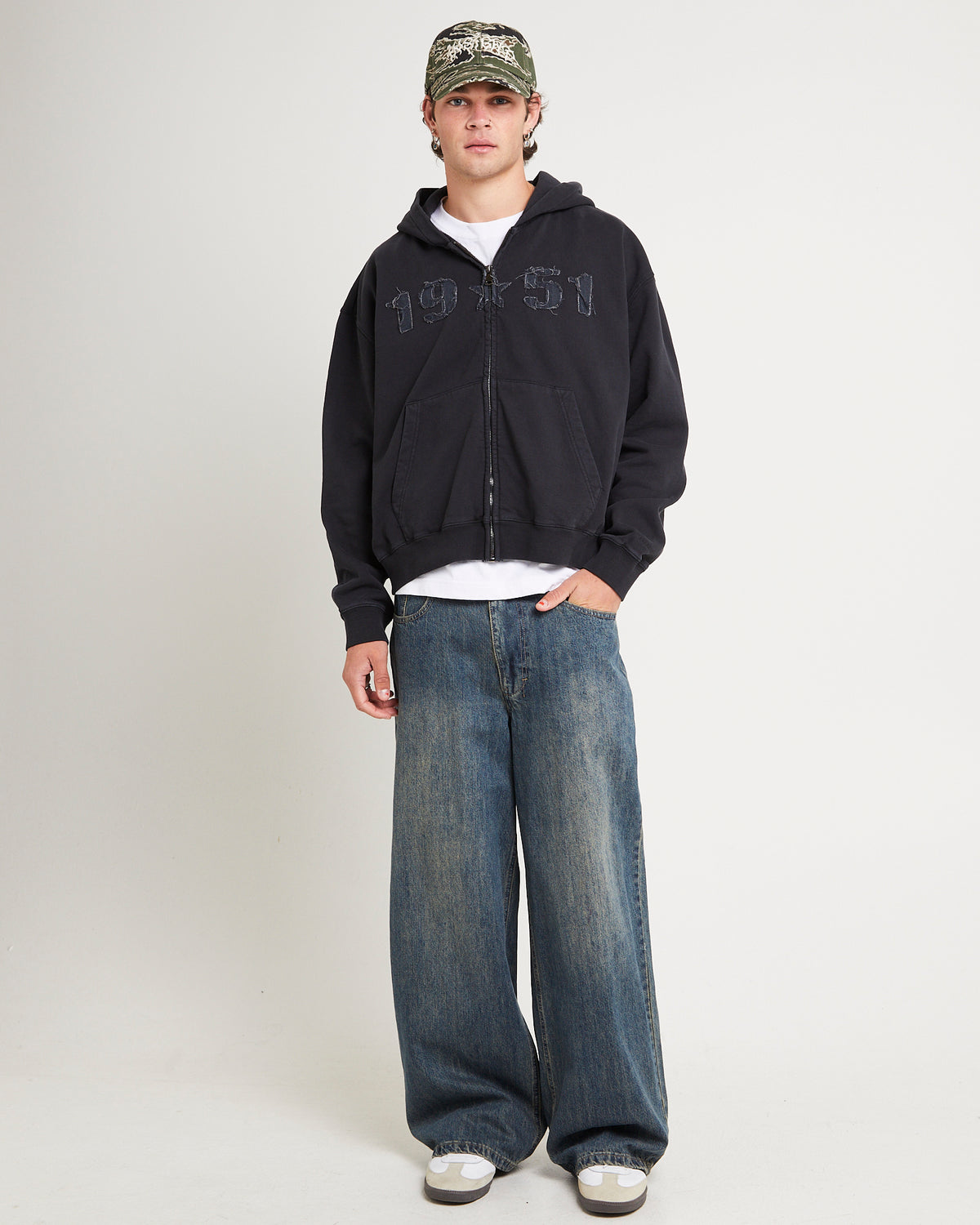 Fifty One Zip Through Hoodie BLACK