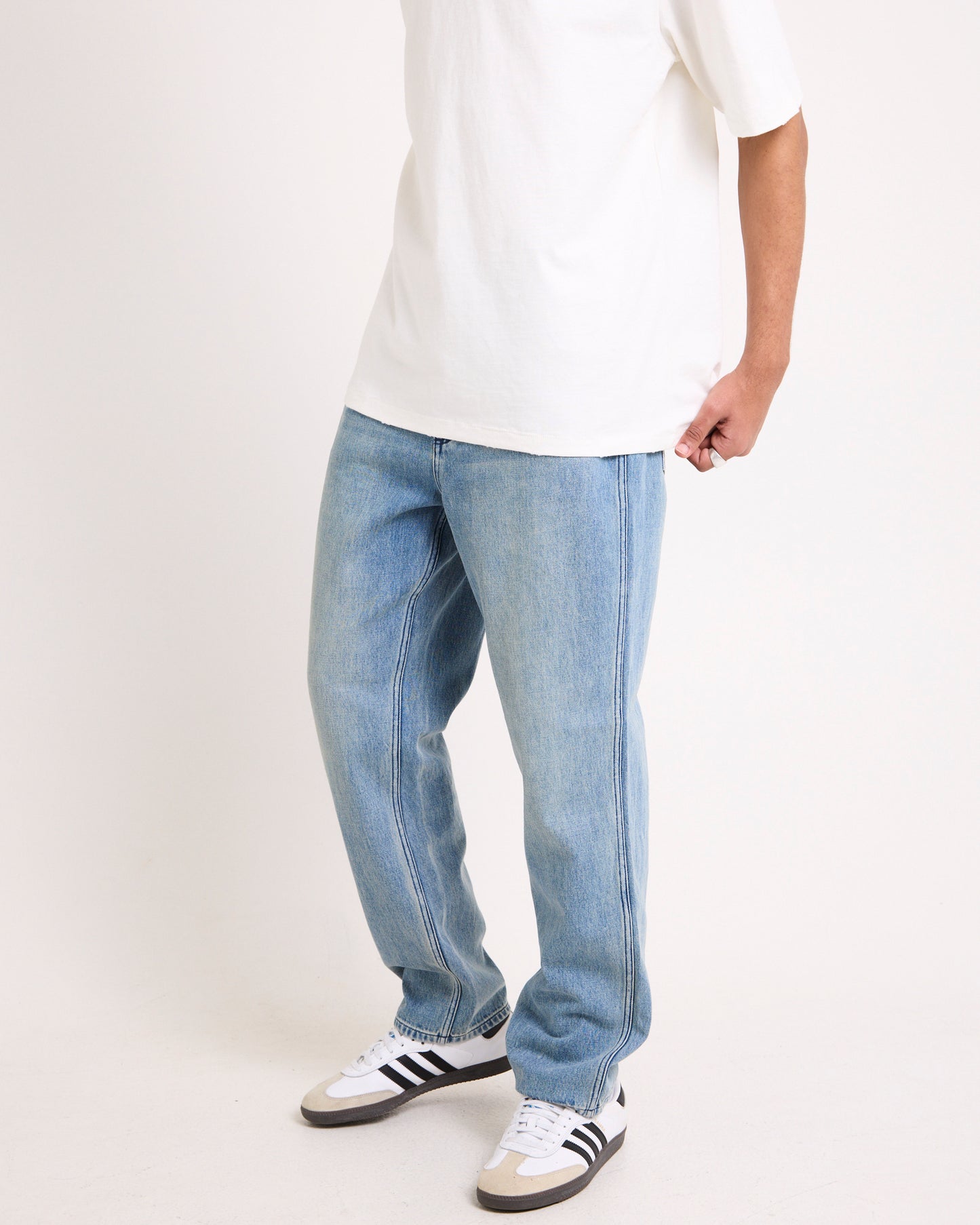 Eazy Straight Denim Jeans