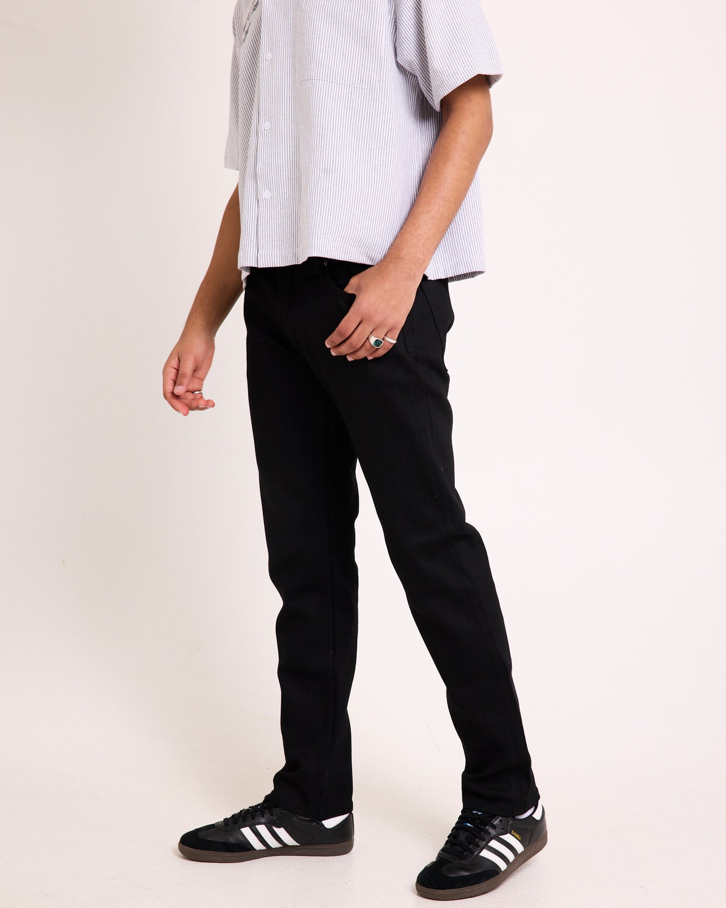Lou Straight Denim Jeans Sharp Black
