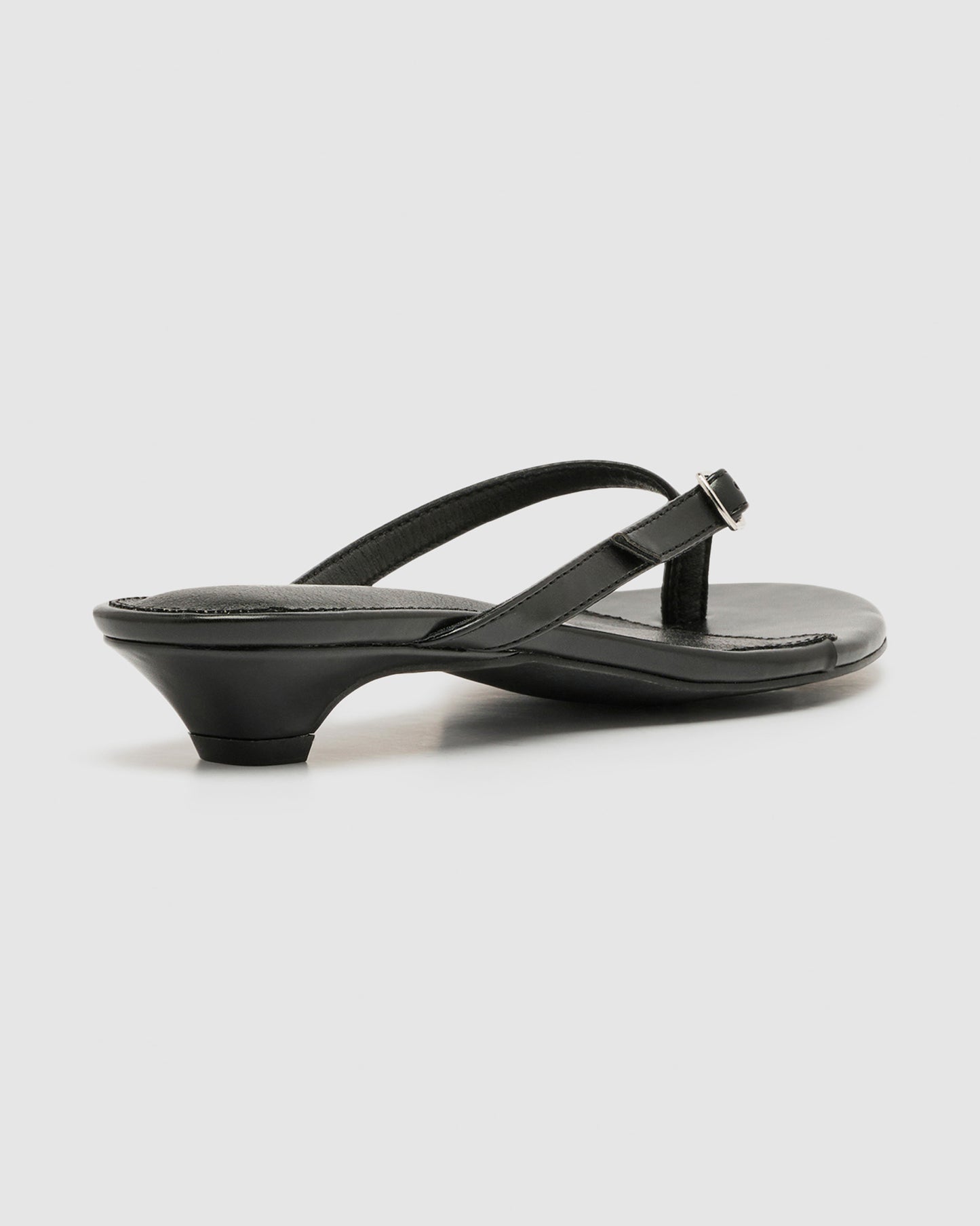 Noir Thong Heels